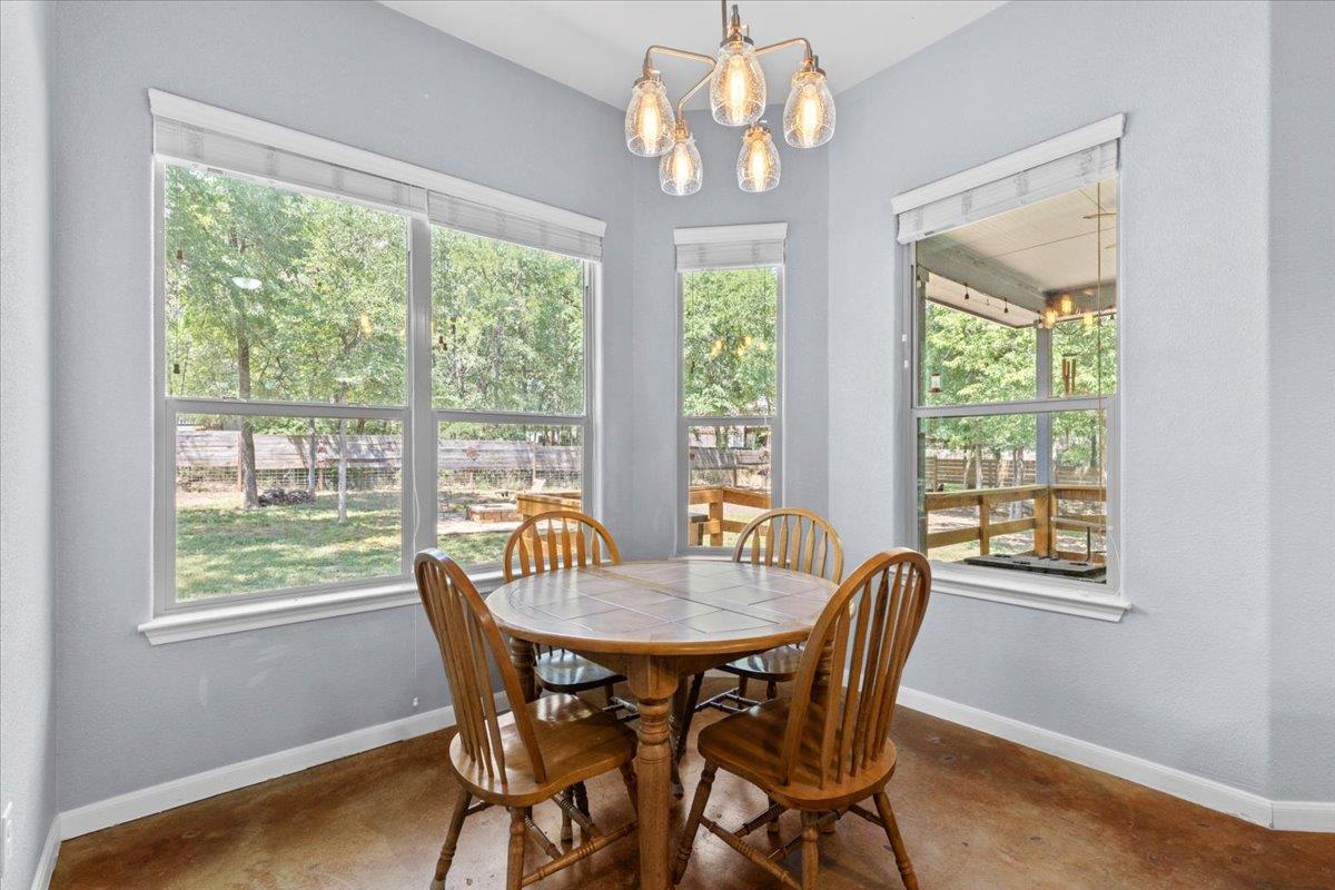 227 Kaelepulu Dr, Bastrop, TX 78602