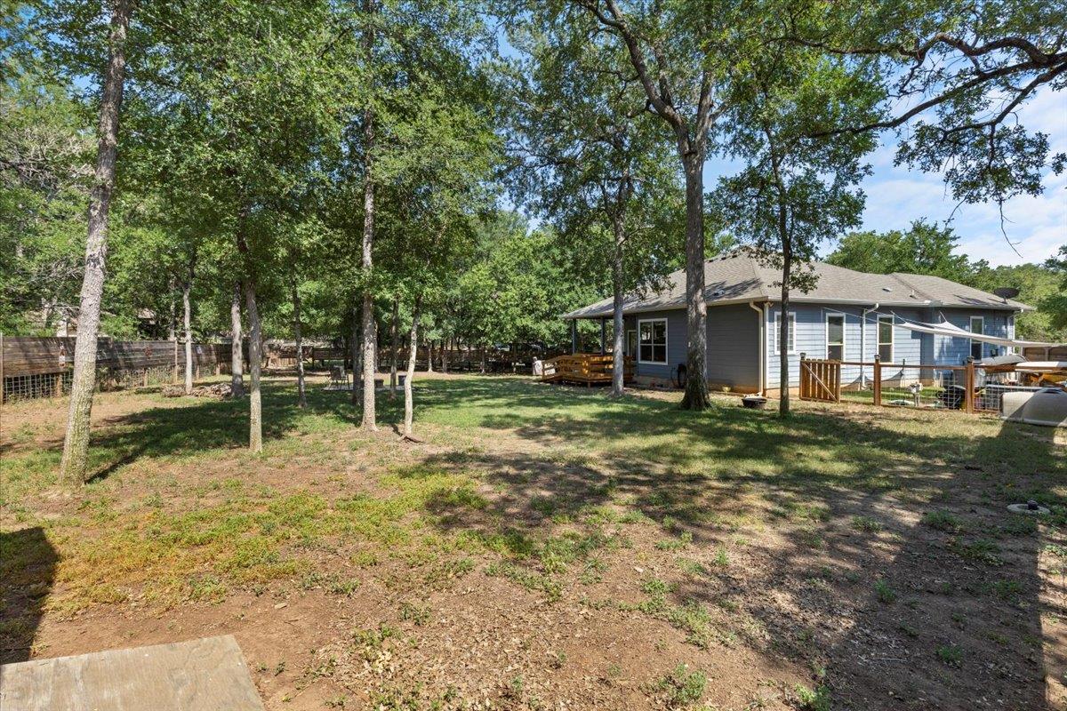 227 Kaelepulu Dr, Bastrop, TX 78602