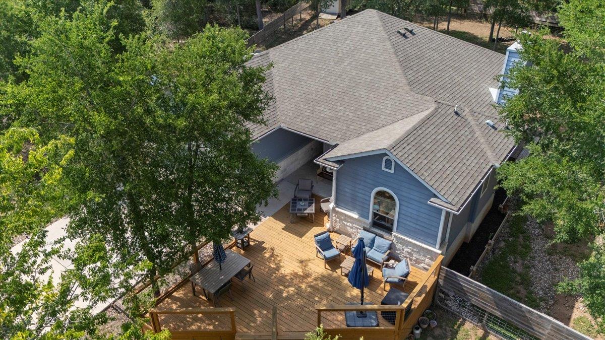 227 Kaelepulu Dr, Bastrop, TX 78602