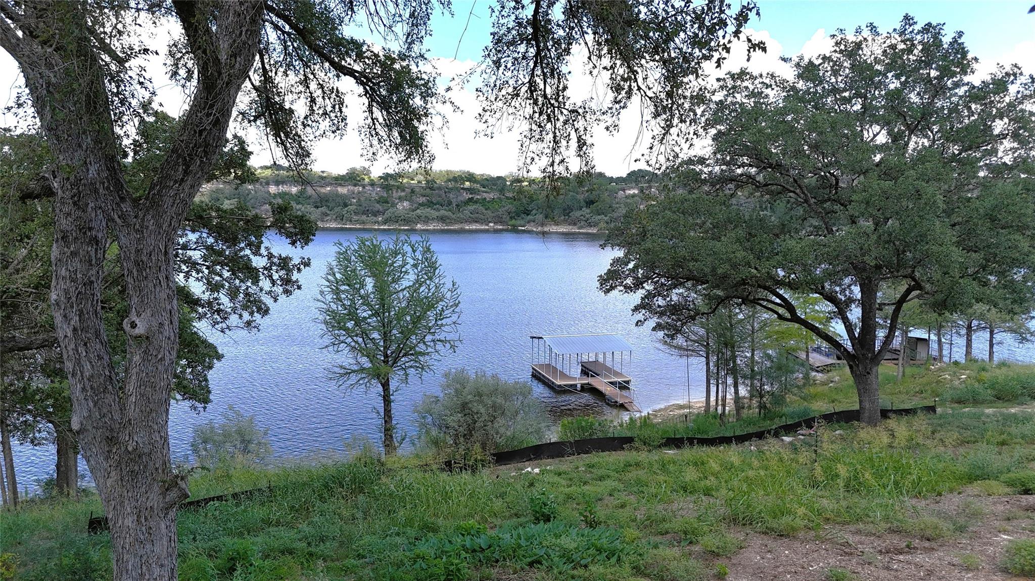 1017 Lake Shore Lot 72 Dr, Spicewood, TX 78669