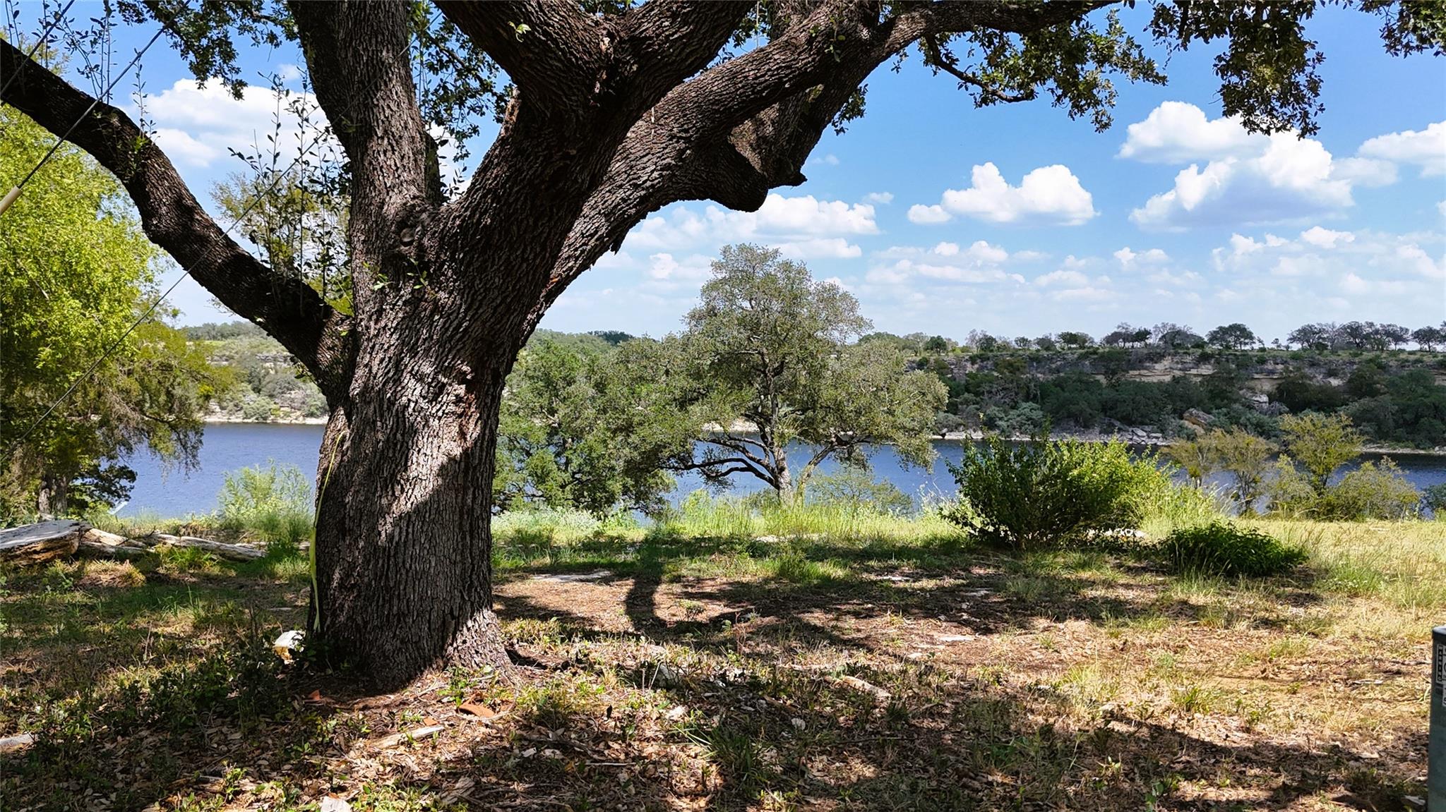 1017 Lake Shore Lot 72 Dr, Spicewood, TX 78669