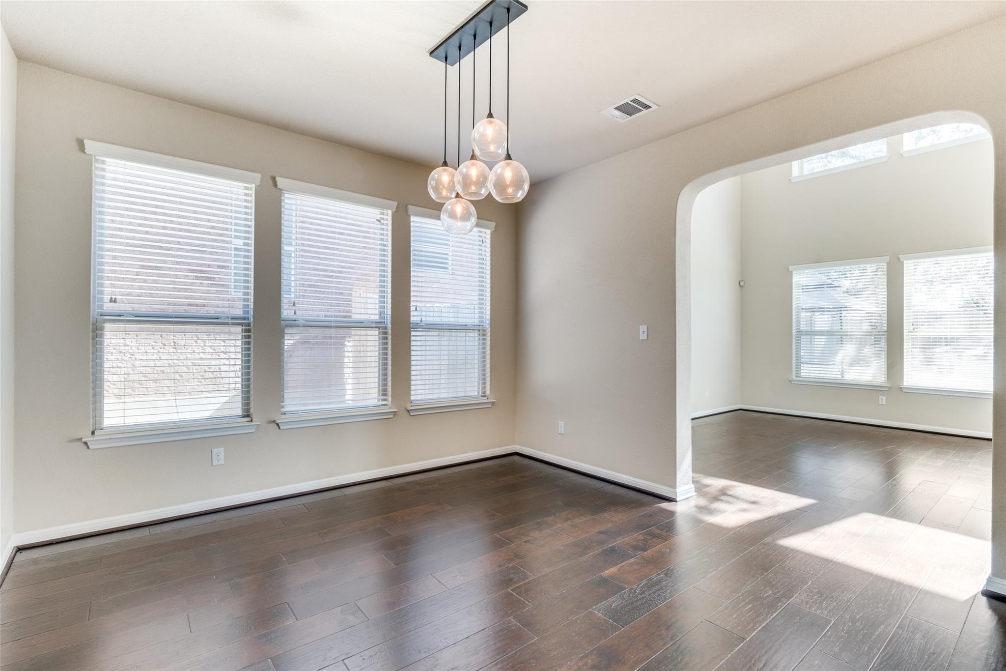 114 Stone View Trl, Austin, TX 78737