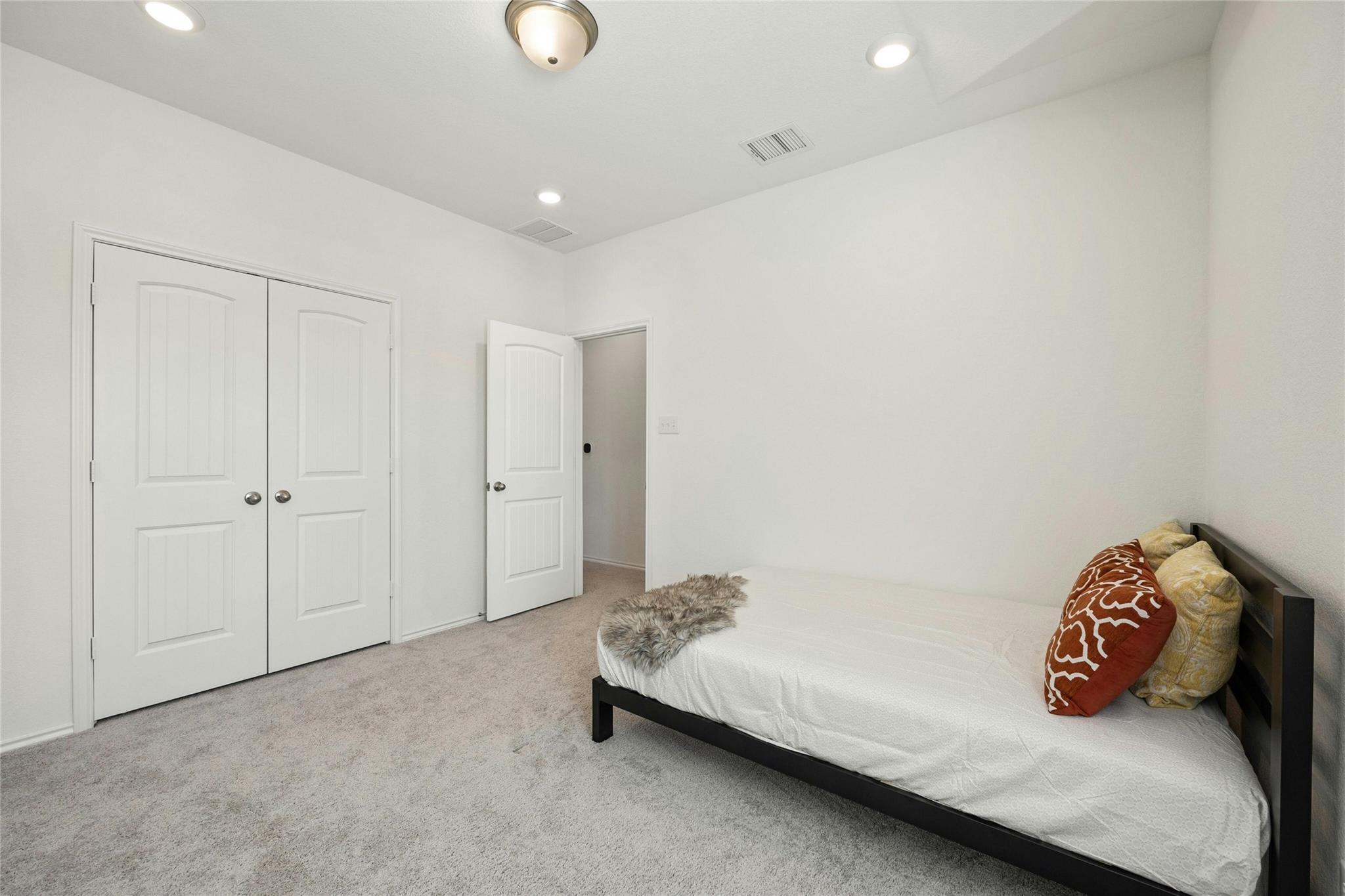 402 Lynwood Gold Way, Pflugerville, TX 78660