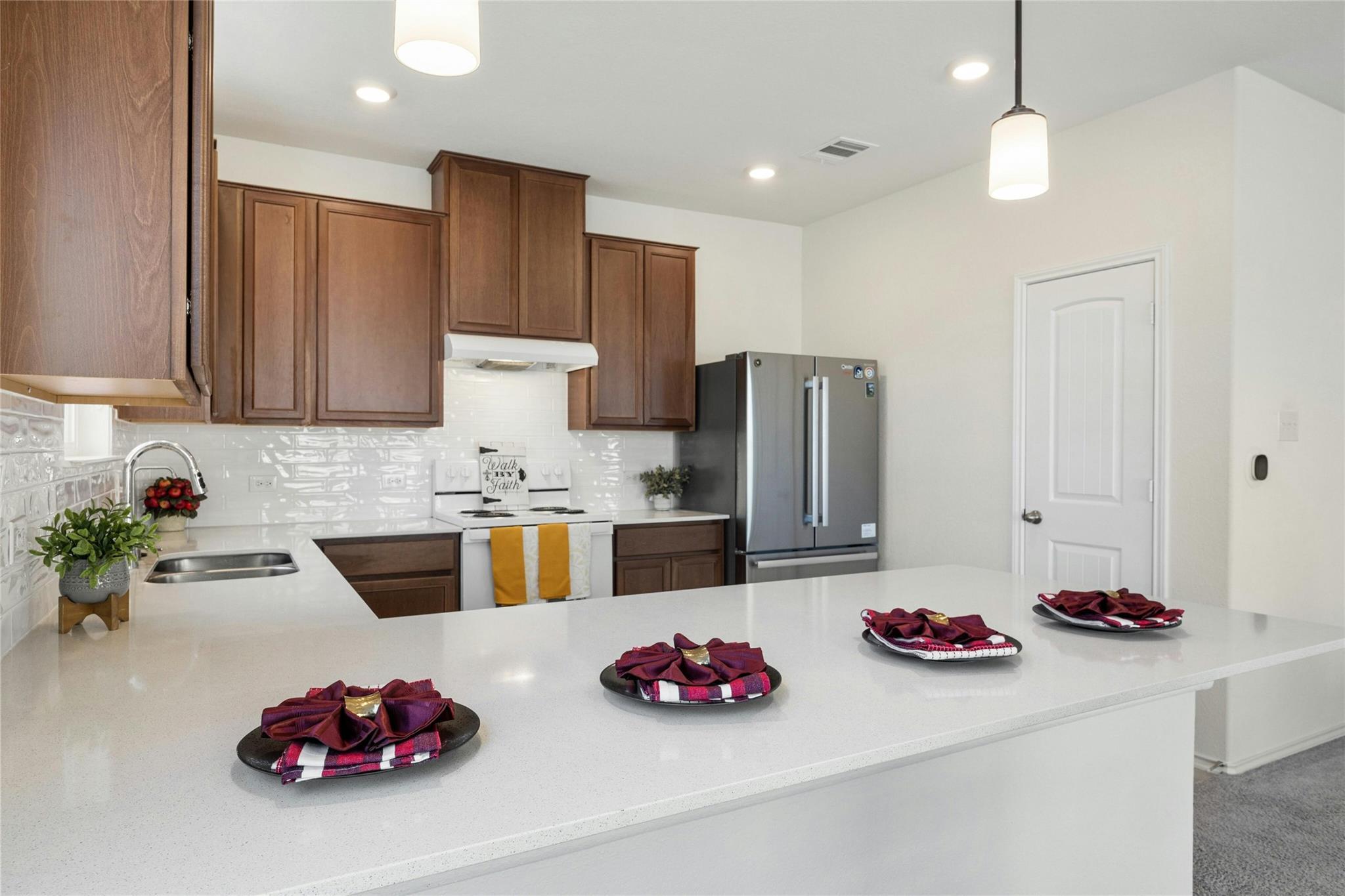 402 Lynwood Gold Way, Pflugerville, TX 78660