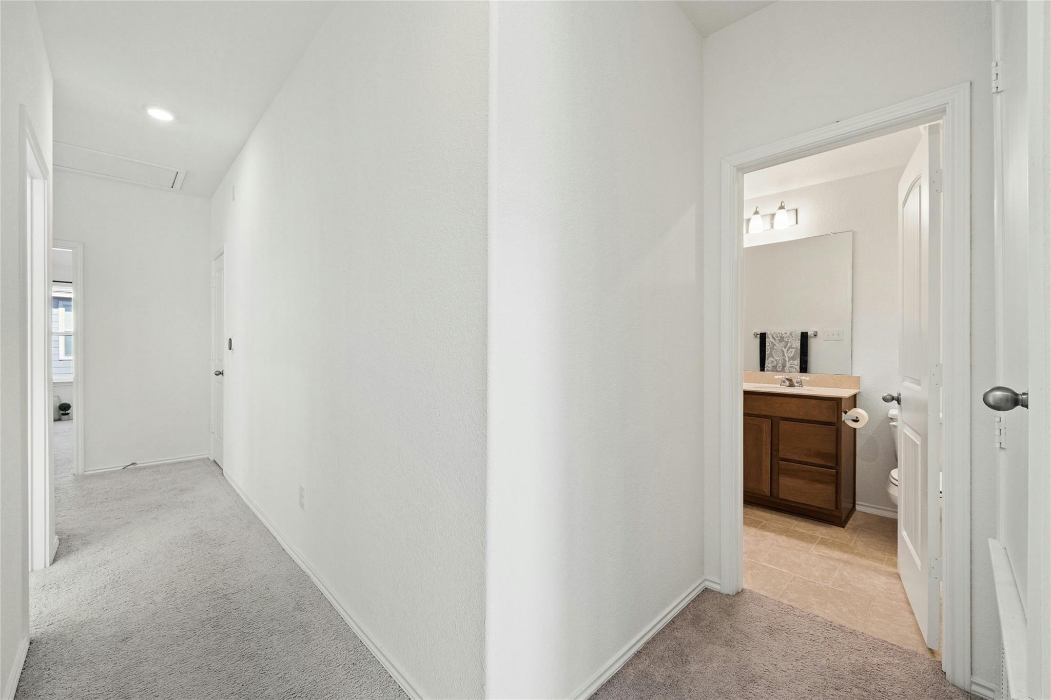 402 Lynwood Gold Way, Pflugerville, TX 78660