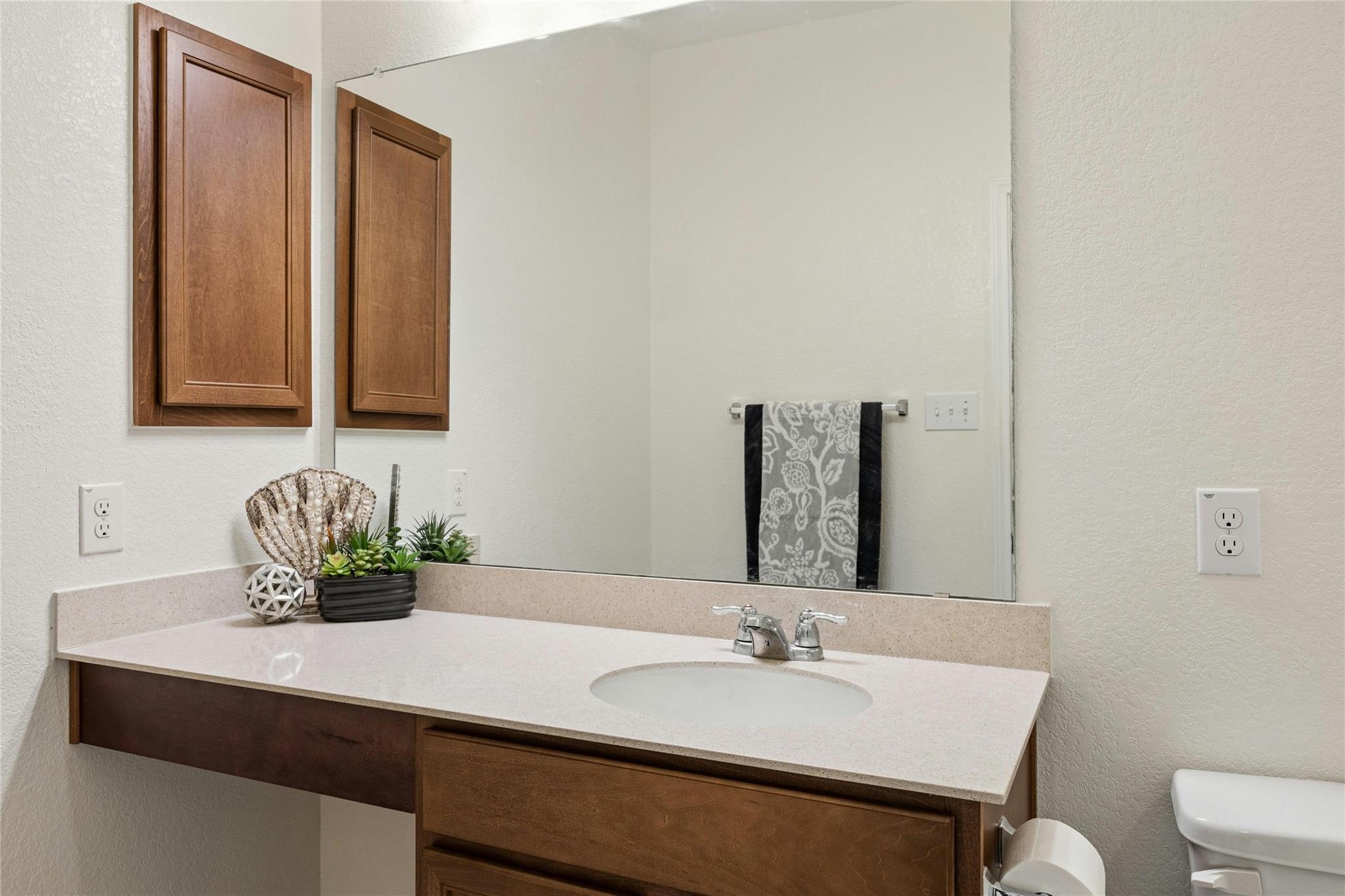 402 Lynwood Gold Way, Pflugerville, TX 78660