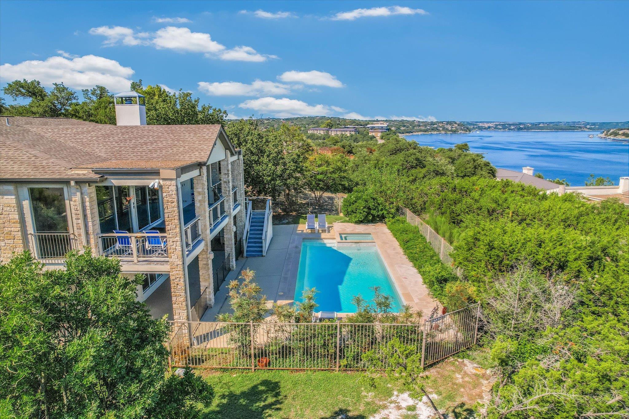 137 Firebird St, Lakeway, TX 78734