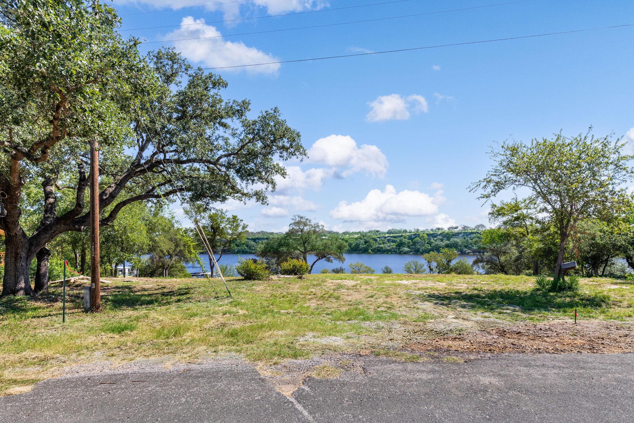 1015-1017 Lake Shore Lot 72&73 Dr, Spicewood, TX 78669