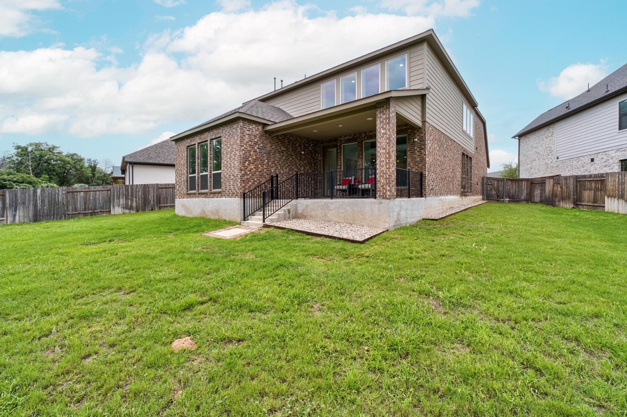 105 Sweetgum Cv, Bastrop, TX 78602