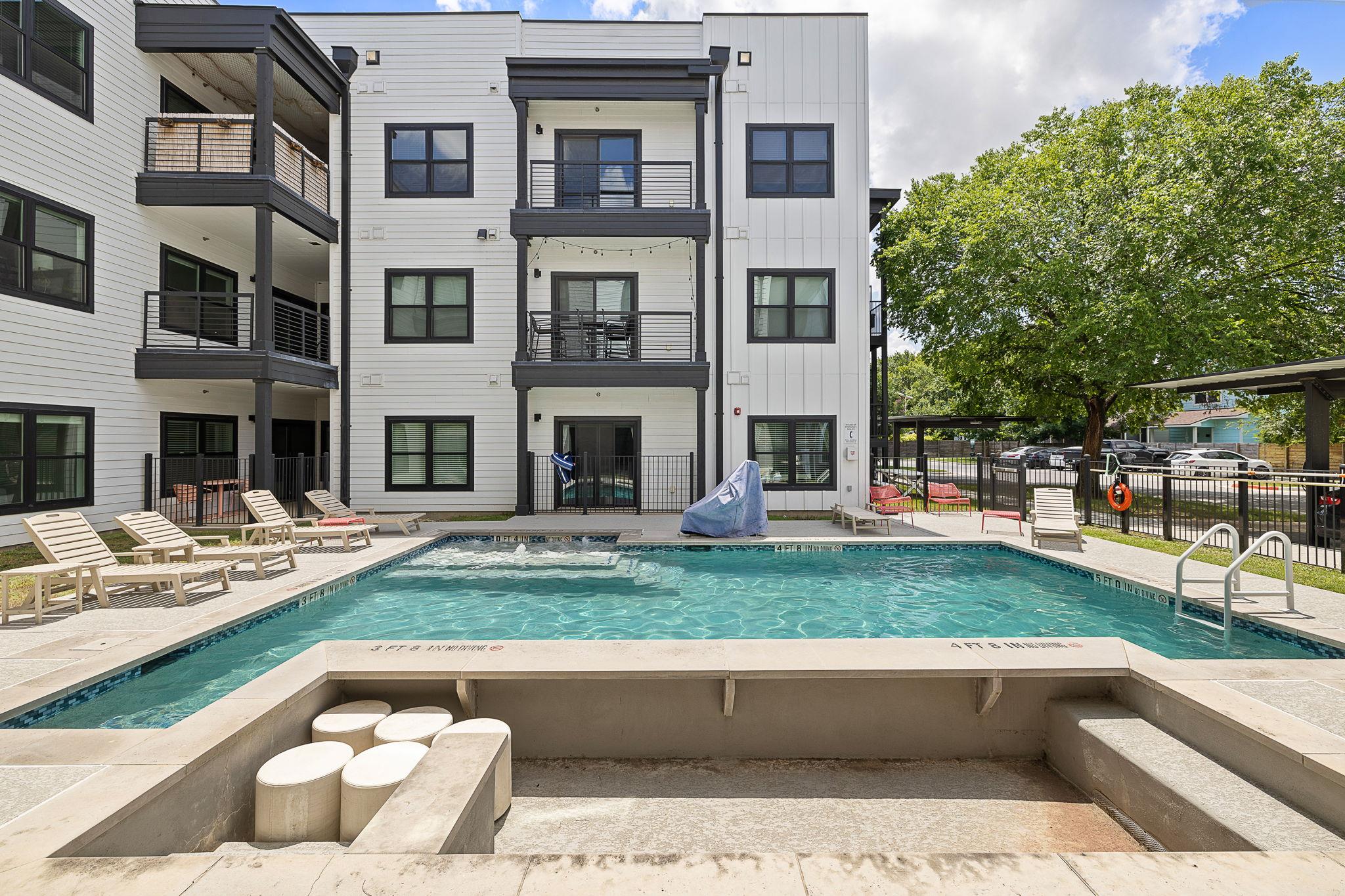 3101 Govalle Ave # 219, Austin, TX 78702