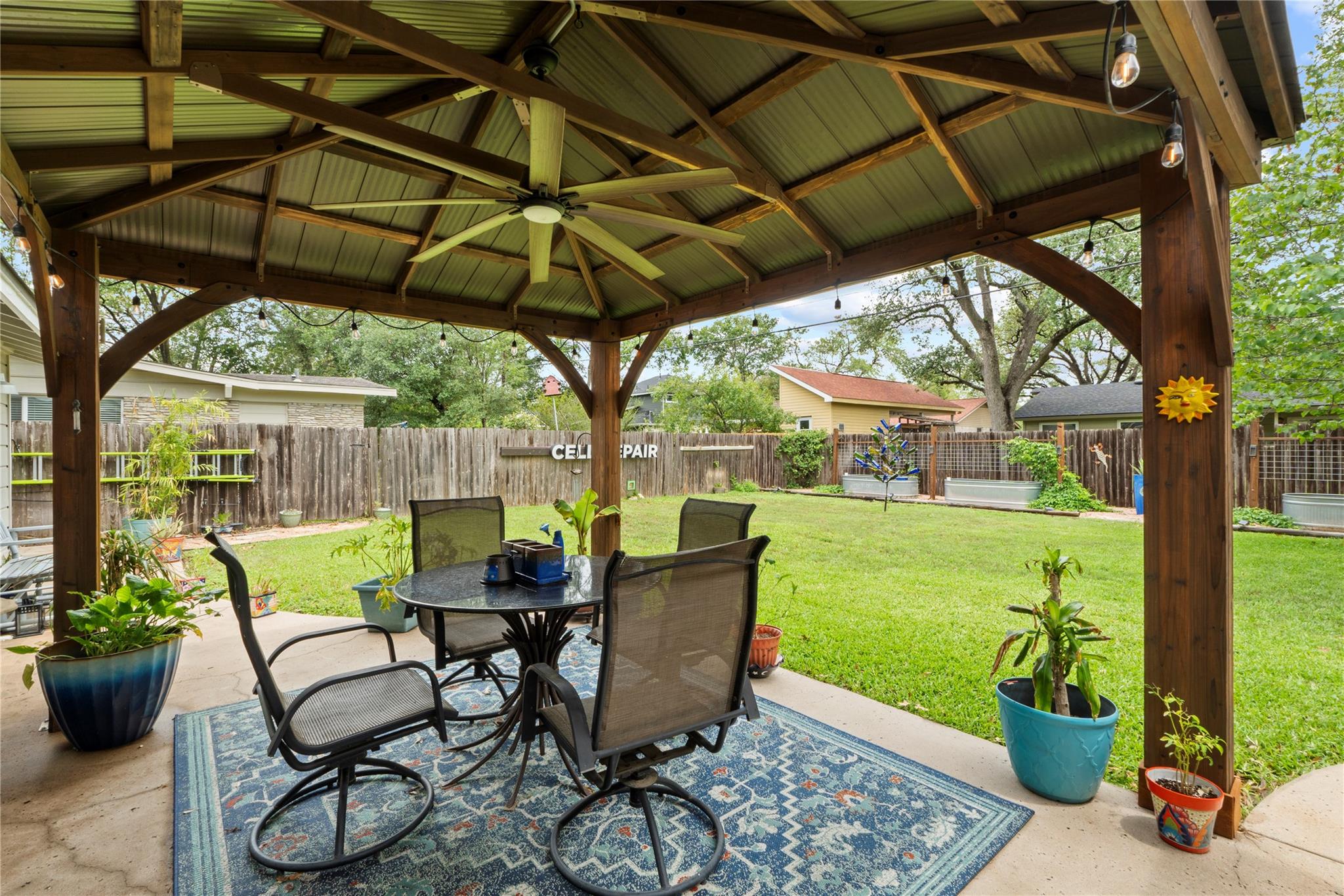 3206 Silverleaf Dr, Austin, TX 78757