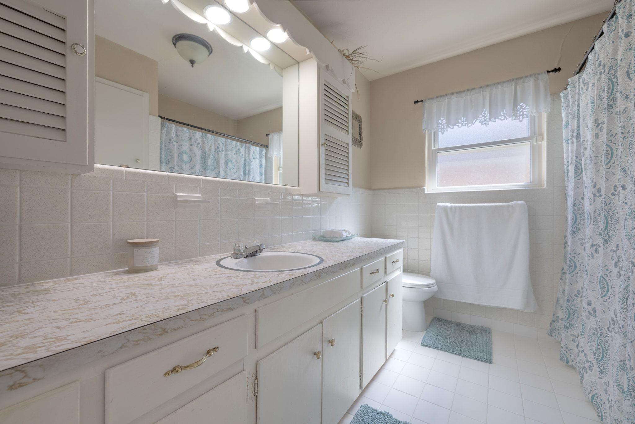 3206 Silverleaf Dr, Austin, TX 78757