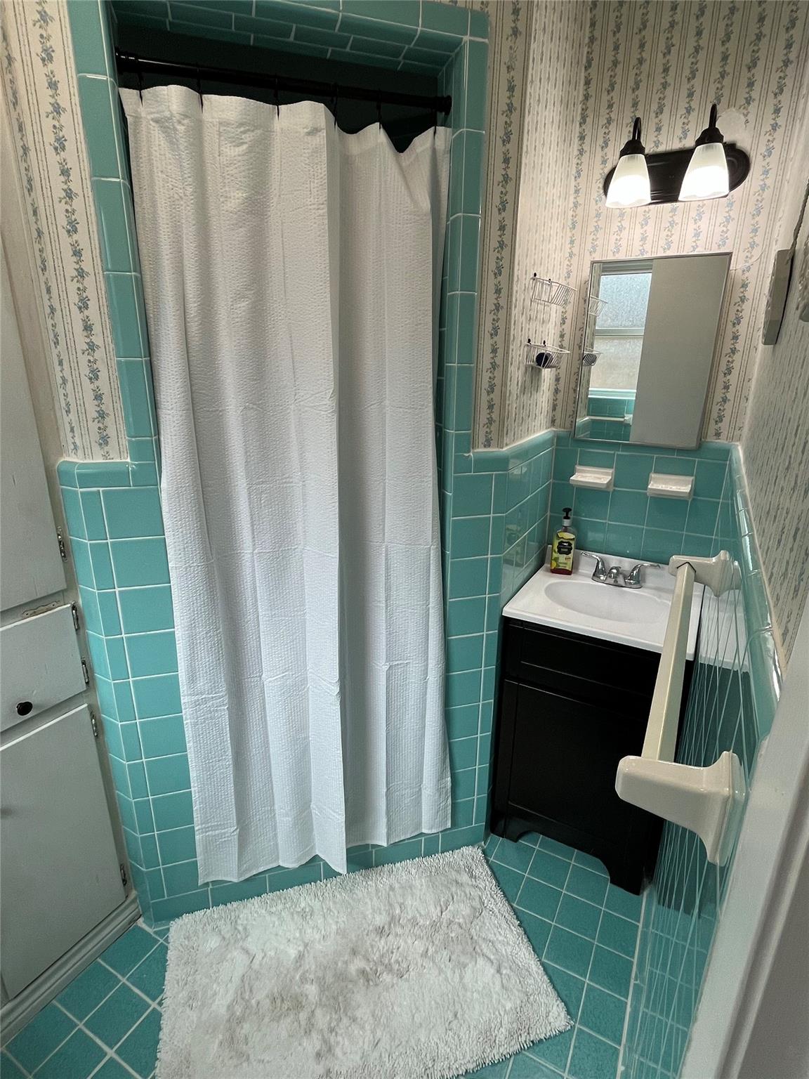 3206 Silverleaf Dr, Austin, TX 78757