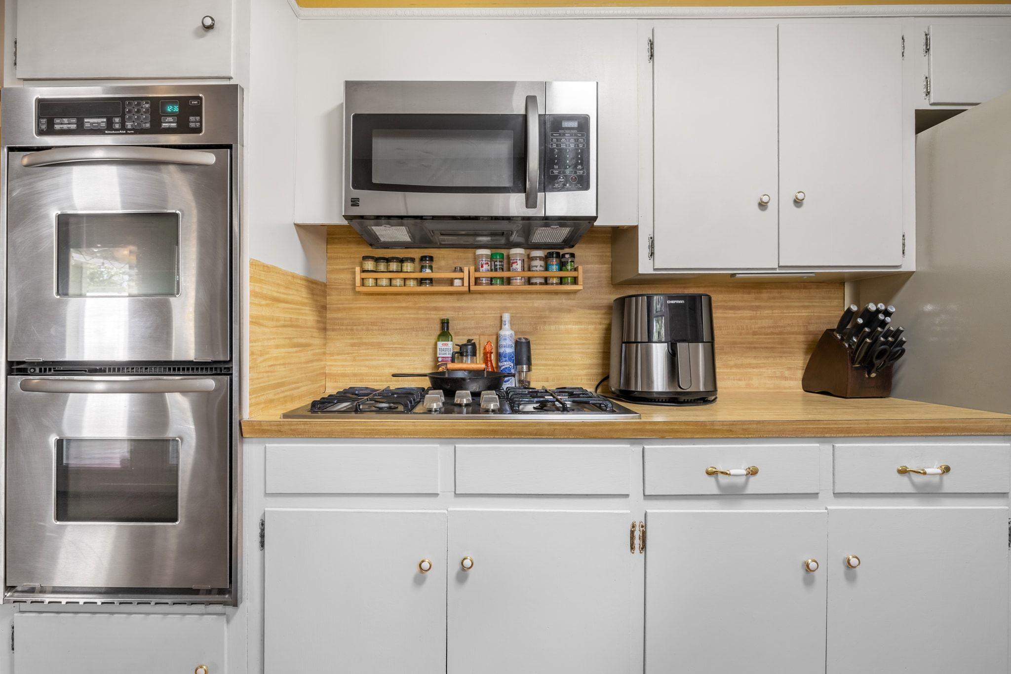 3206 Silverleaf Dr, Austin, TX 78757