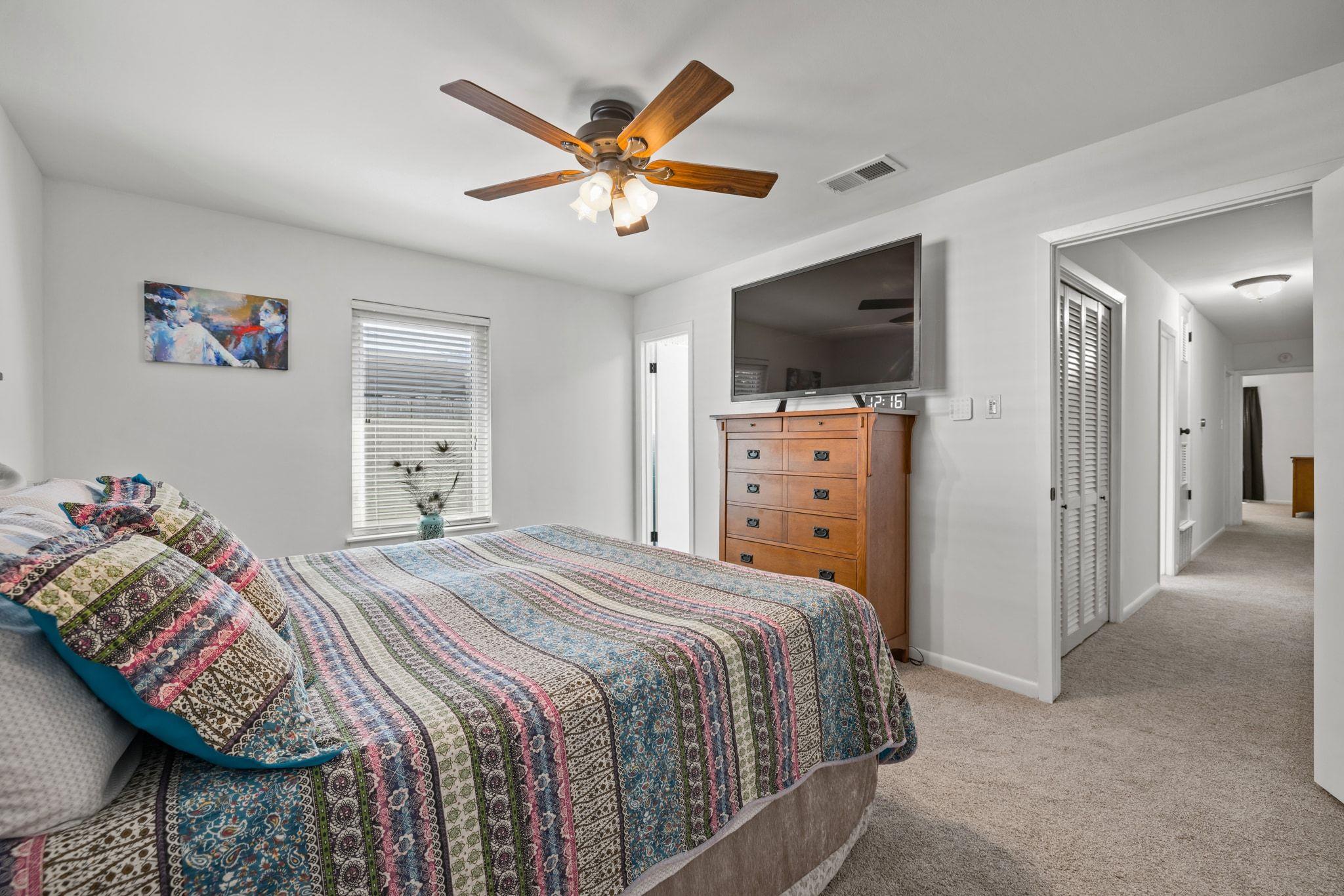 3206 Silverleaf Dr, Austin, TX 78757