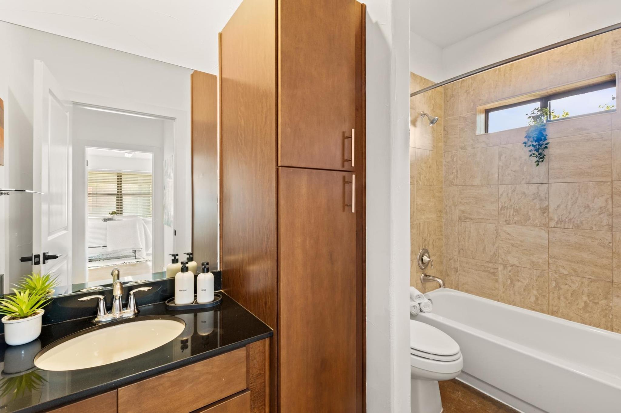 1807 Poquito St # 44, Austin, TX 78702