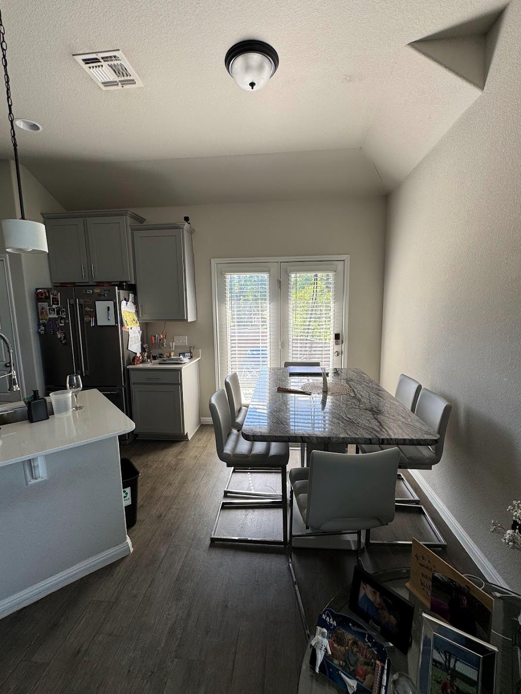 7305 Conway Dr # 503, Austin, TX 78745