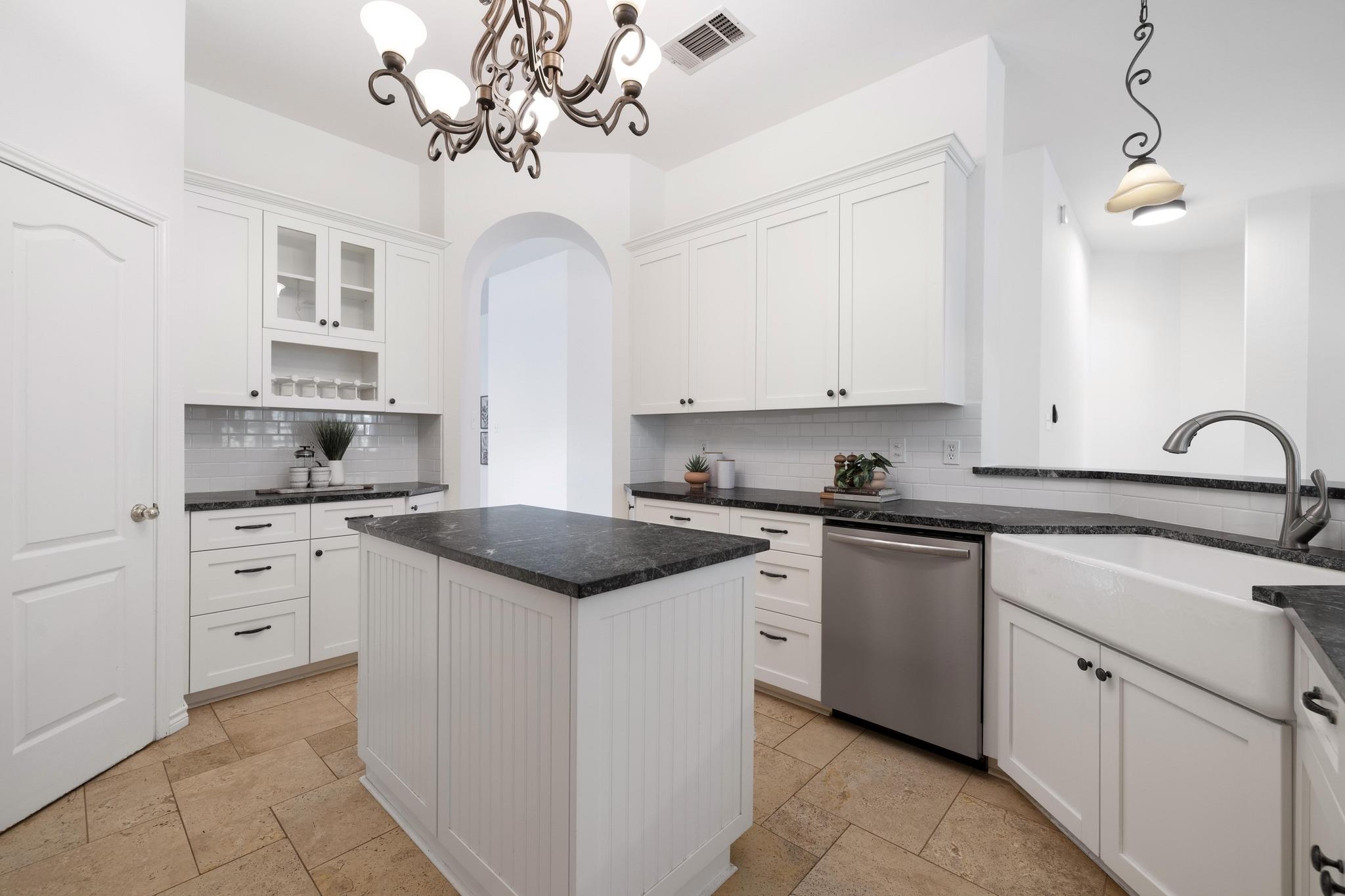 10909 Grapevine Ln, Austin, TX 78759