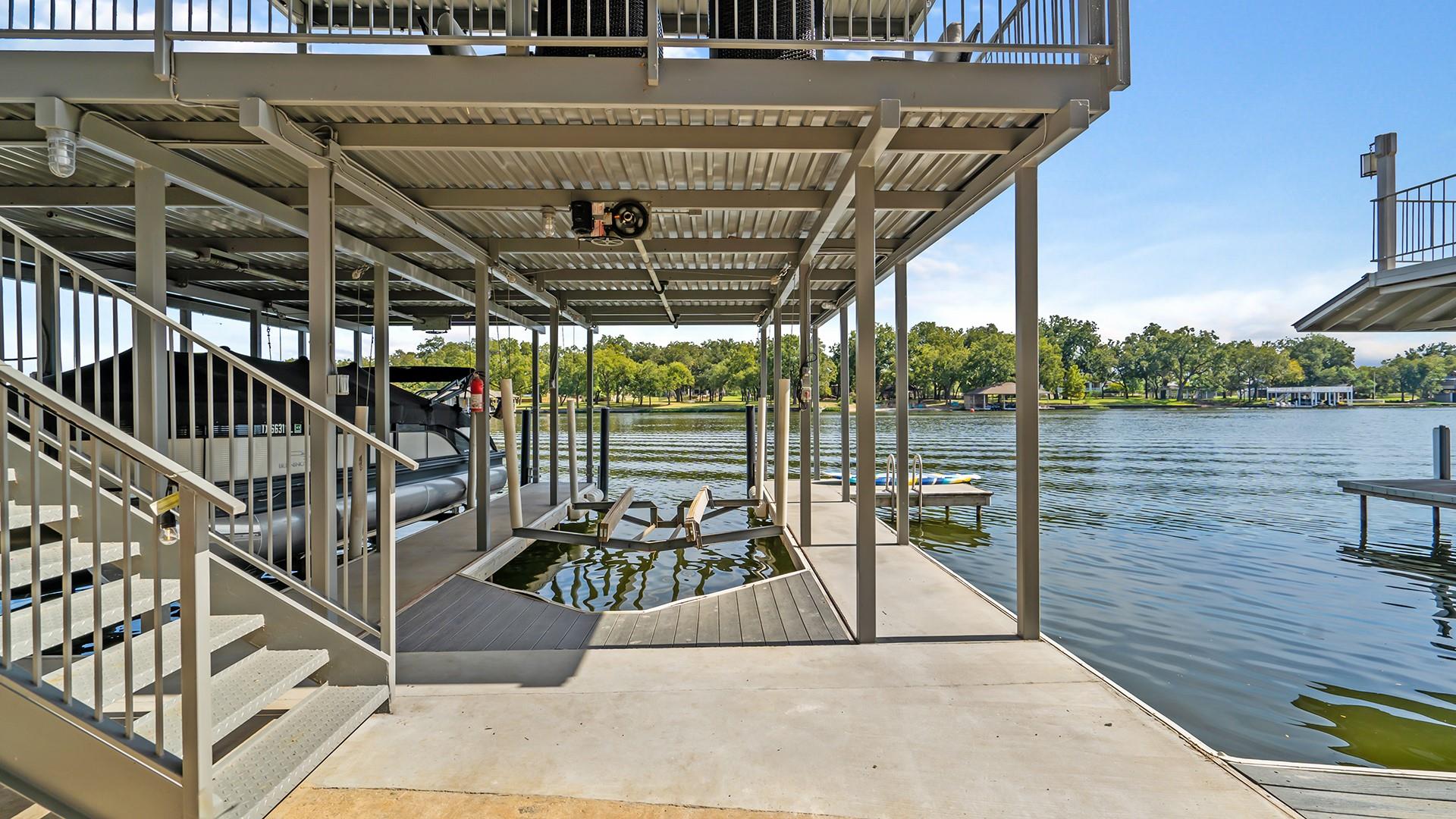 2270 Fred Woods Dr, Kingsland, TX 78639
