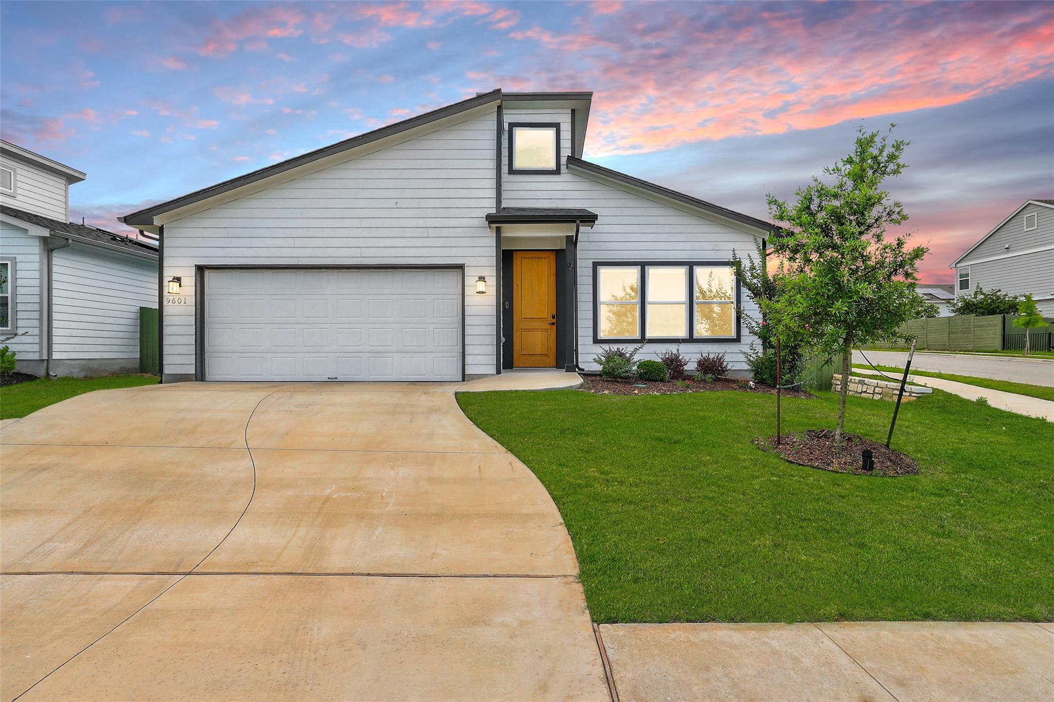 9601 Eloquence Dr, Manor, TX 78653