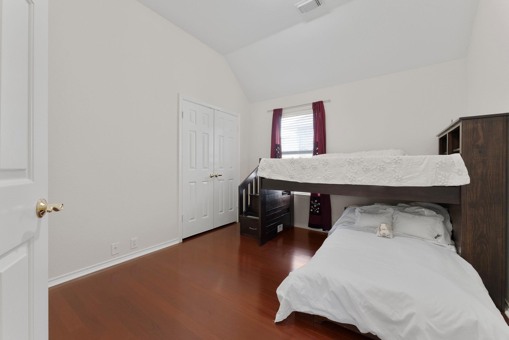 8105 Red Bird Ct, Austin, TX 78726