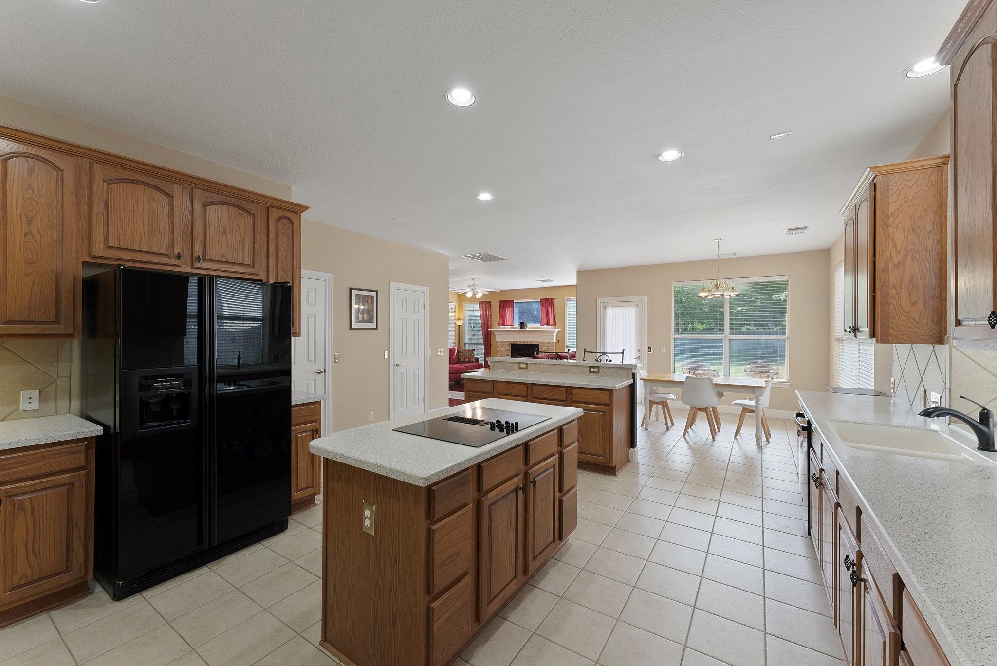 8105 Red Bird Ct, Austin, TX 78726