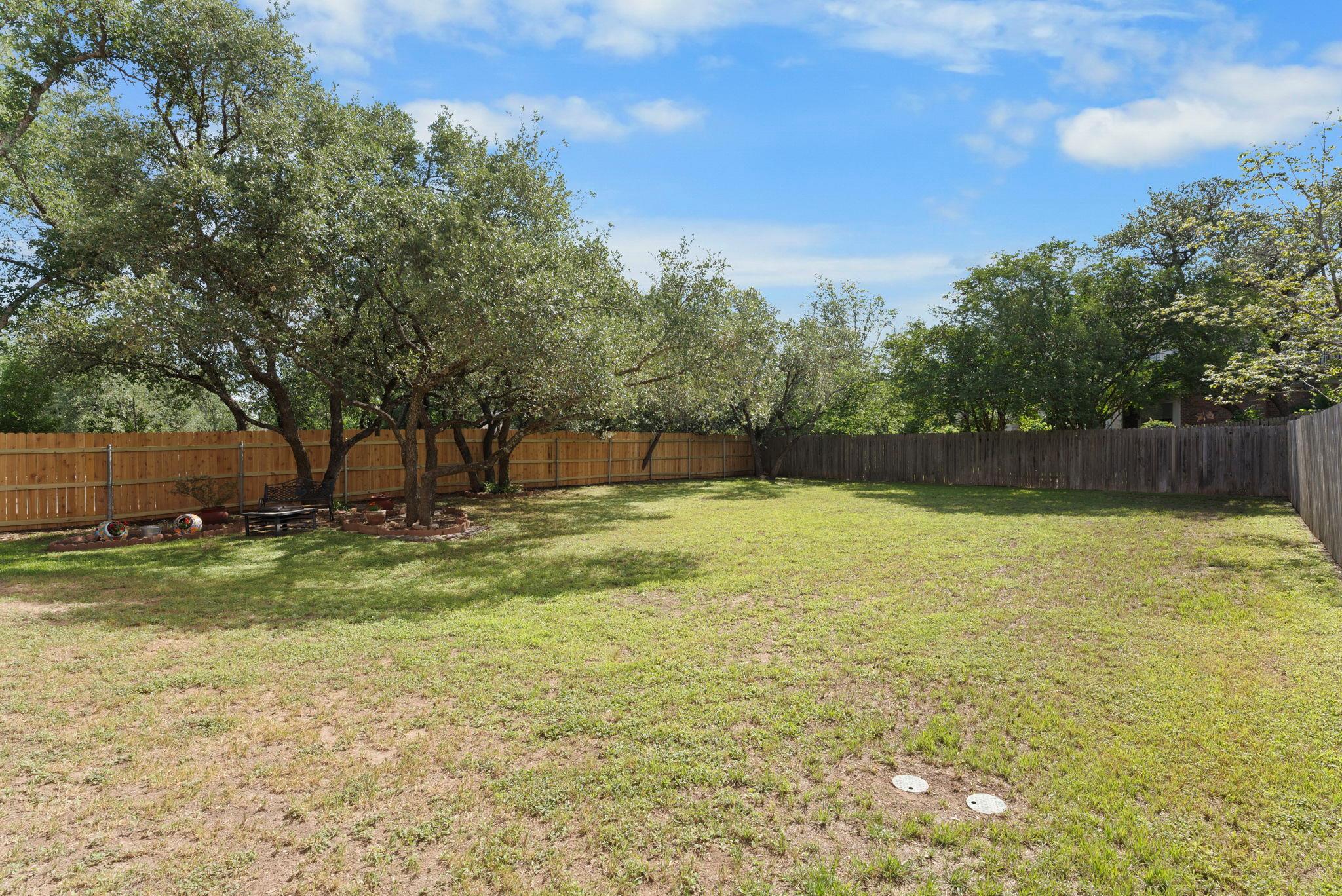 8105 Red Bird Ct, Austin, TX 78726