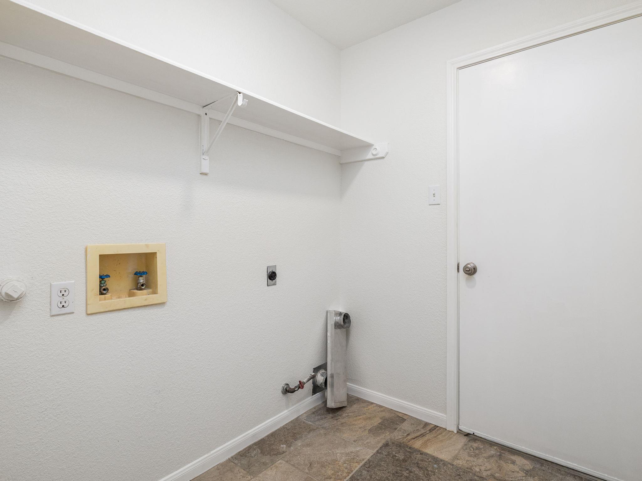 2424 Emmett Pkwy, Austin, TX 78728