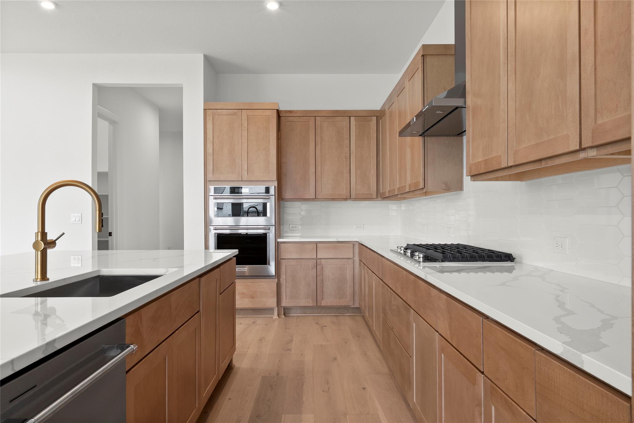 116 Chantilly Way, Liberty Hill, TX 78642