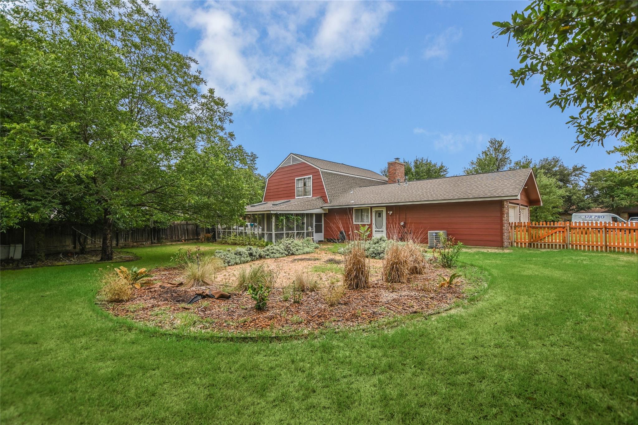 10925 Preston Trails Dr, Austin, TX 78747