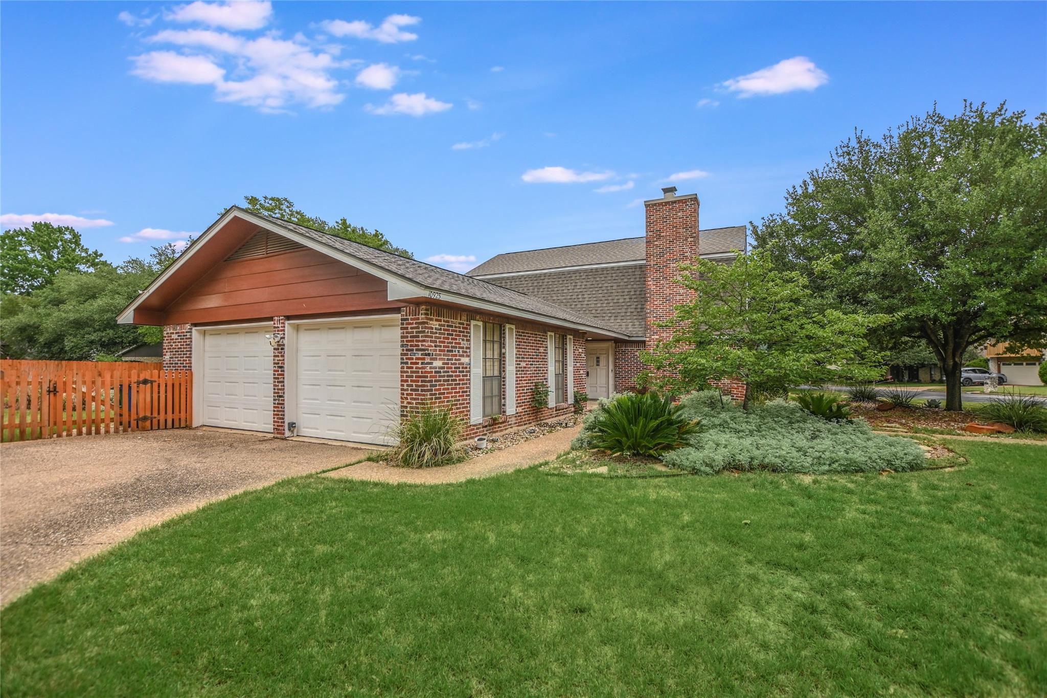 10925 Preston Trails Dr, Austin, TX 78747