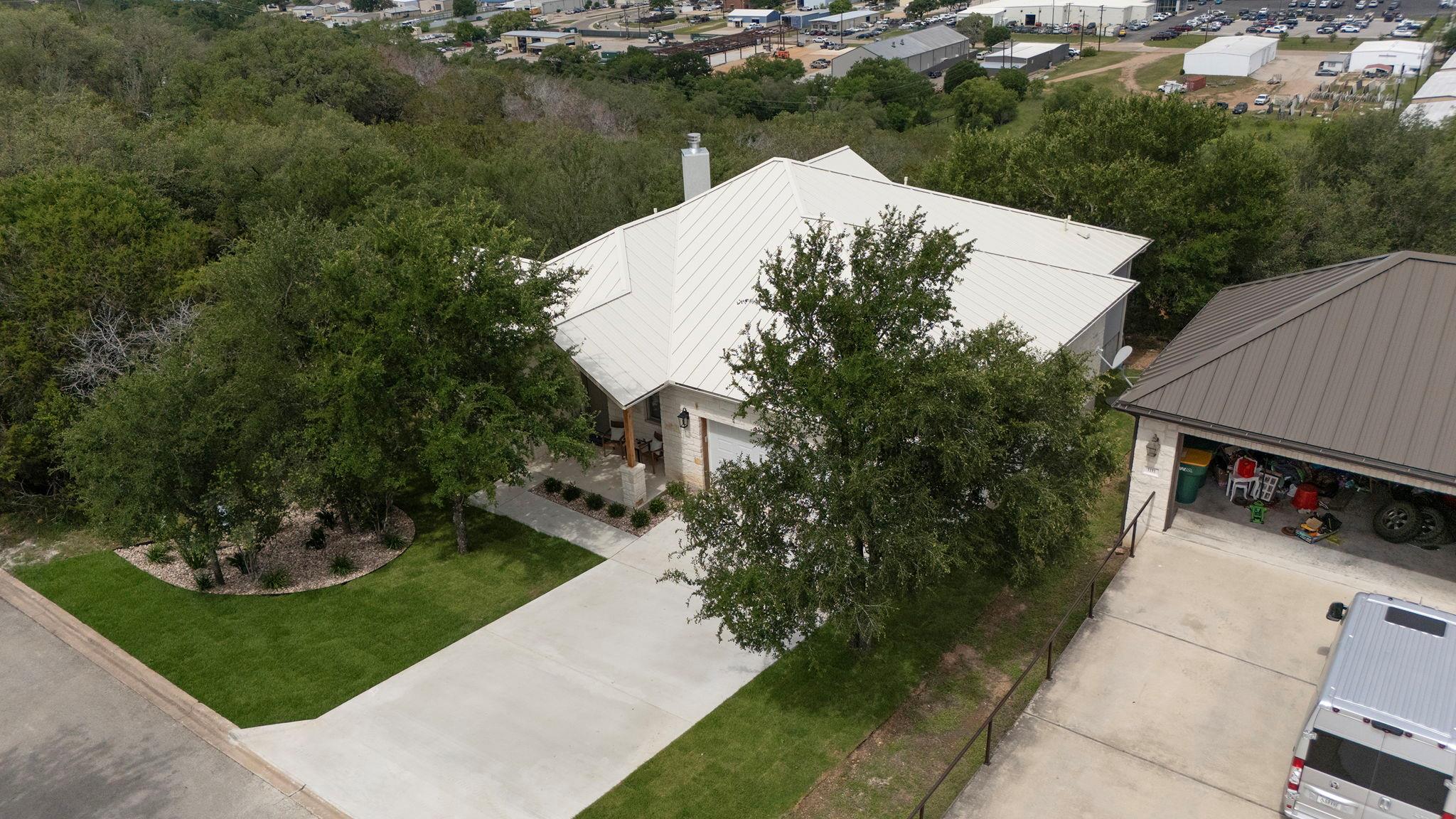 1110 Monterrey Oak Cir, Marble Falls, TX 78654