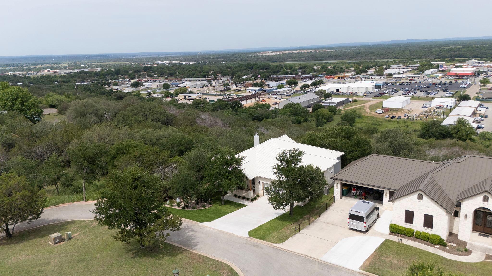 1110 Monterrey Oak Cir, Marble Falls, TX 78654