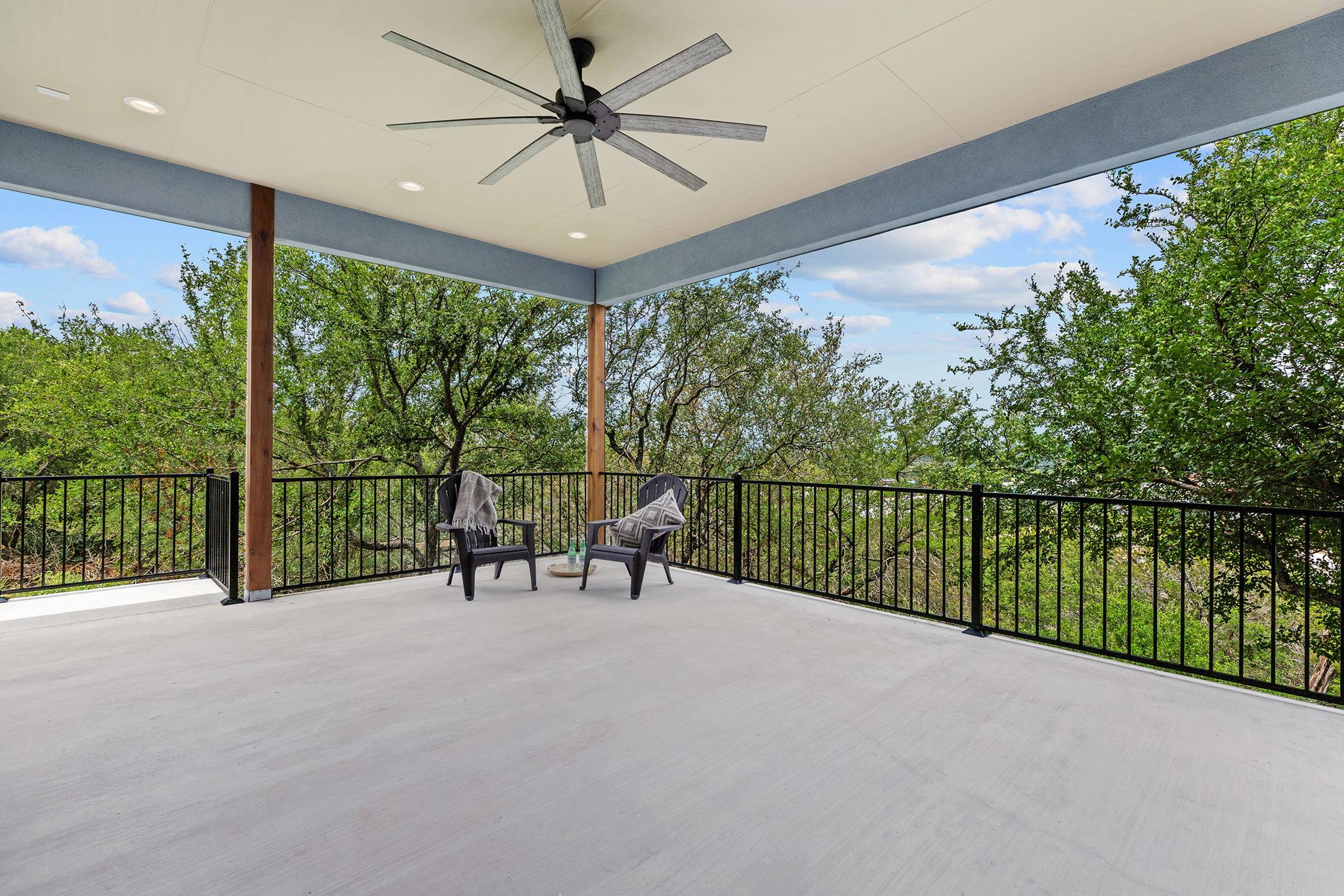 1110 Monterrey Oak Cir, Marble Falls, TX 78654