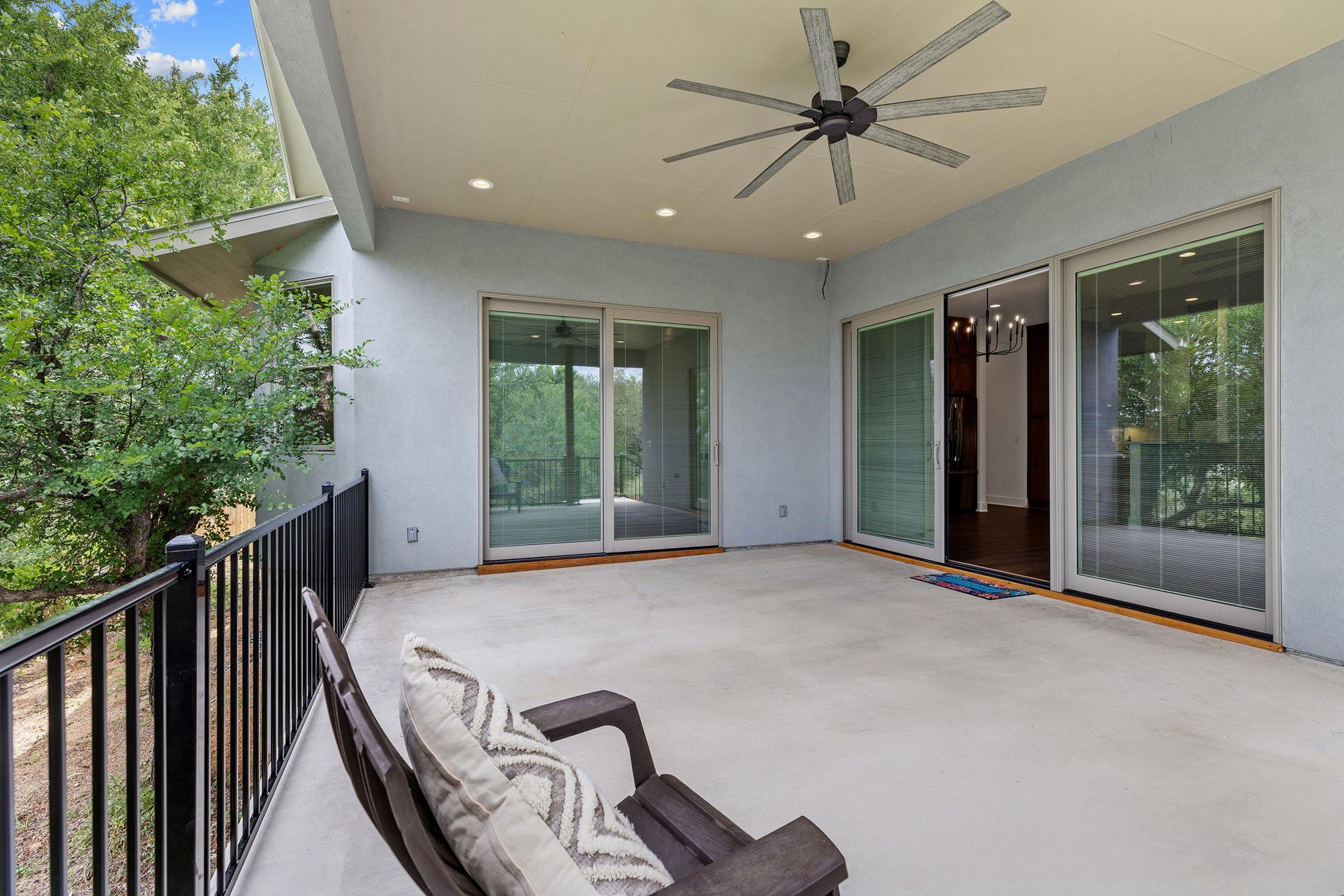 1110 Monterrey Oak Cir, Marble Falls, TX 78654