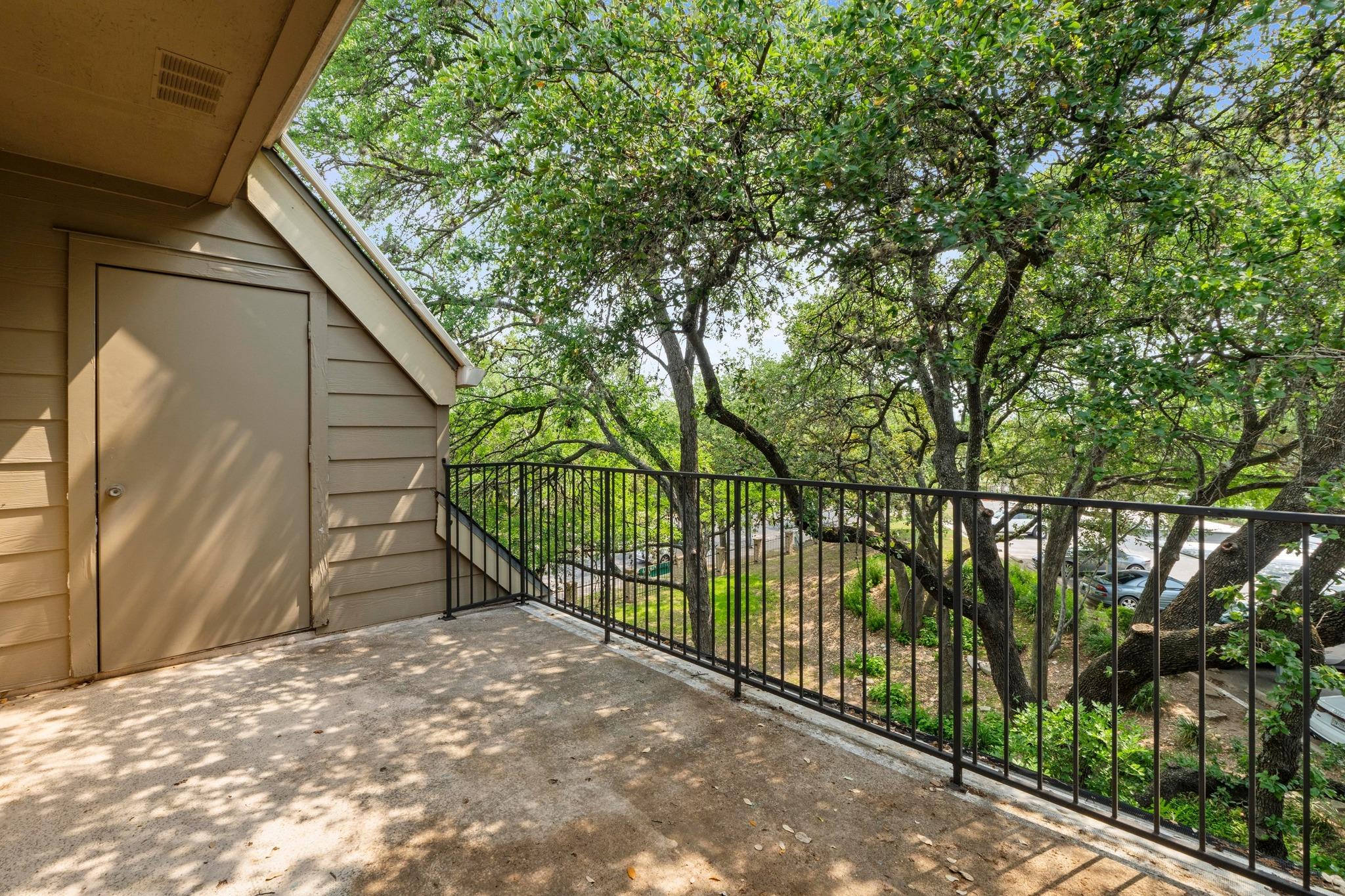 1135 Barton Hills Dr # 240, Austin, TX 78704