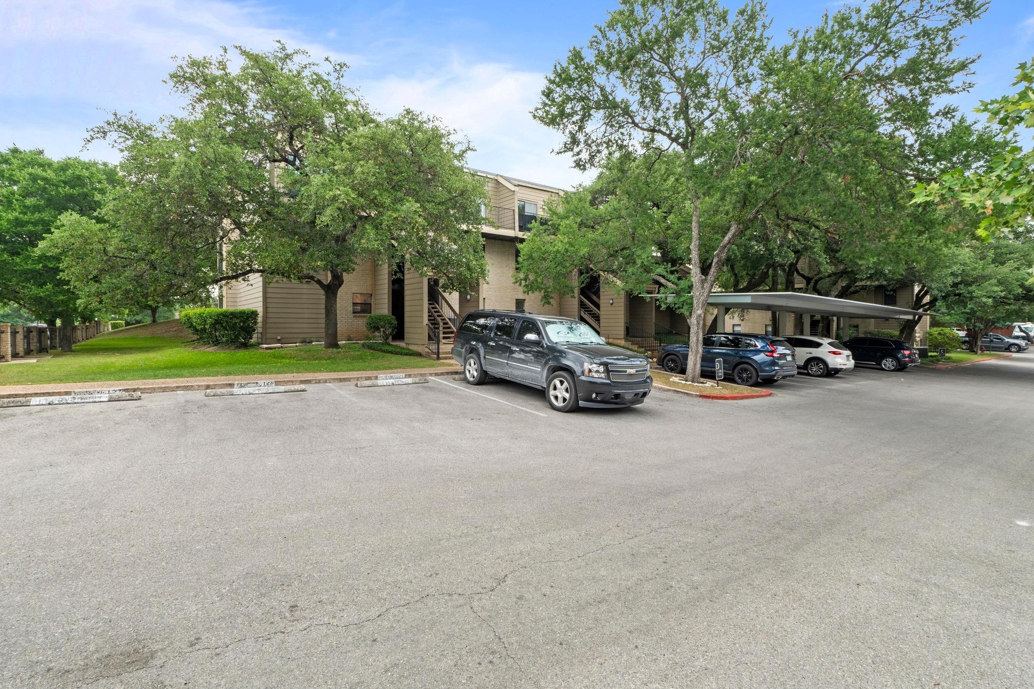 1135 Barton Hills Dr # 240, Austin, TX 78704