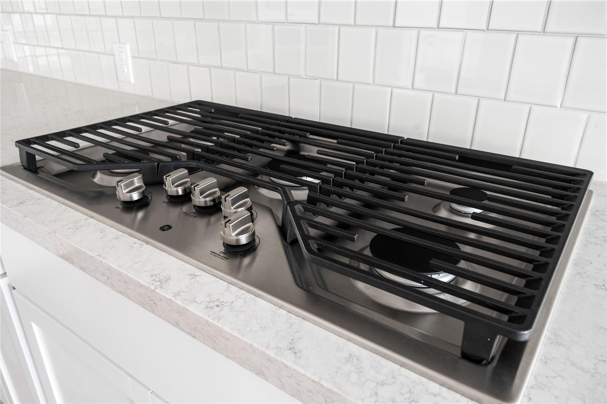 639 Bay Breeze Dr, Kyle, TX 78640