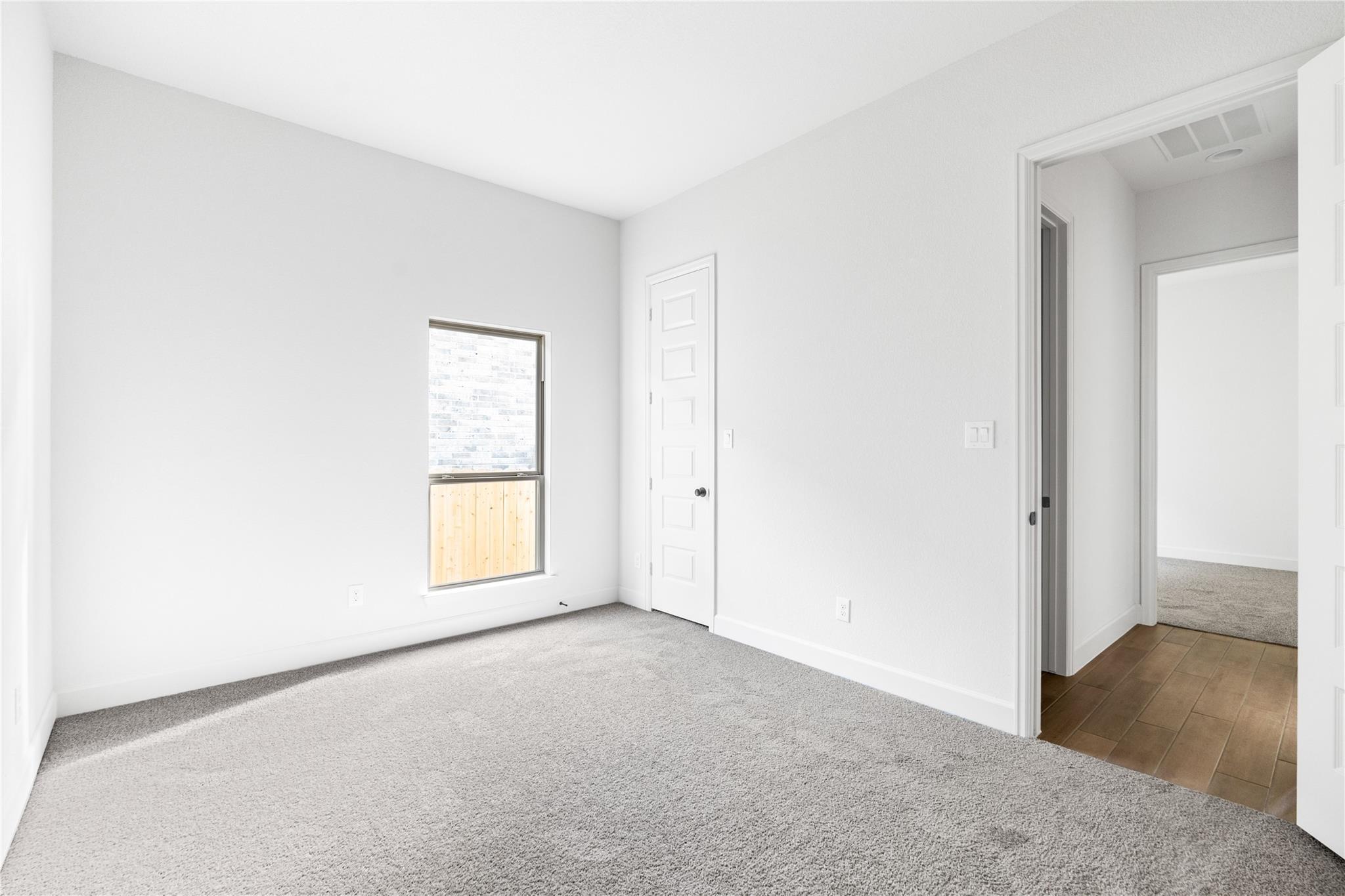 639 Bay Breeze Dr, Kyle, TX 78640