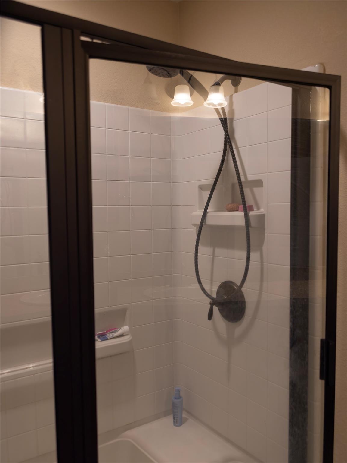 834 Salado Creek Ln, Georgetown, TX 78633