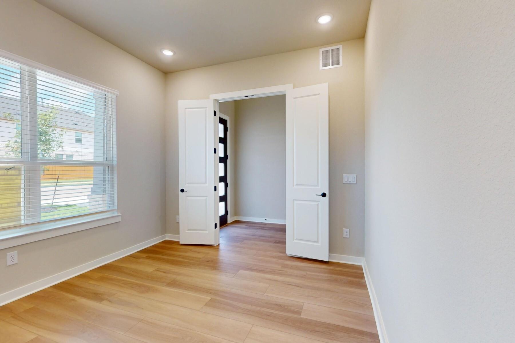 3928 Fulton Dr, Leander, TX 78641