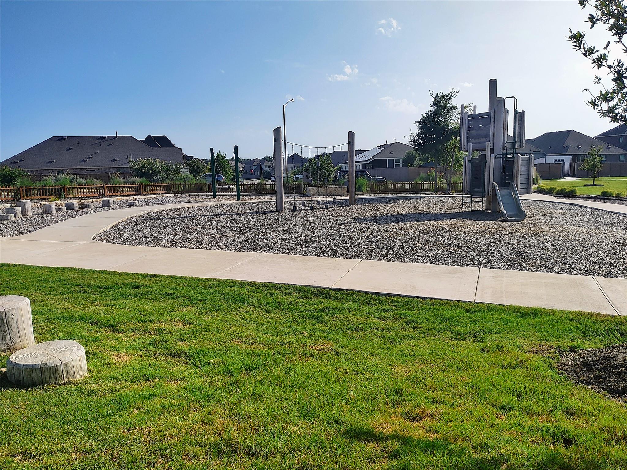 157 Monroe Dr, Kyle, TX 78640
