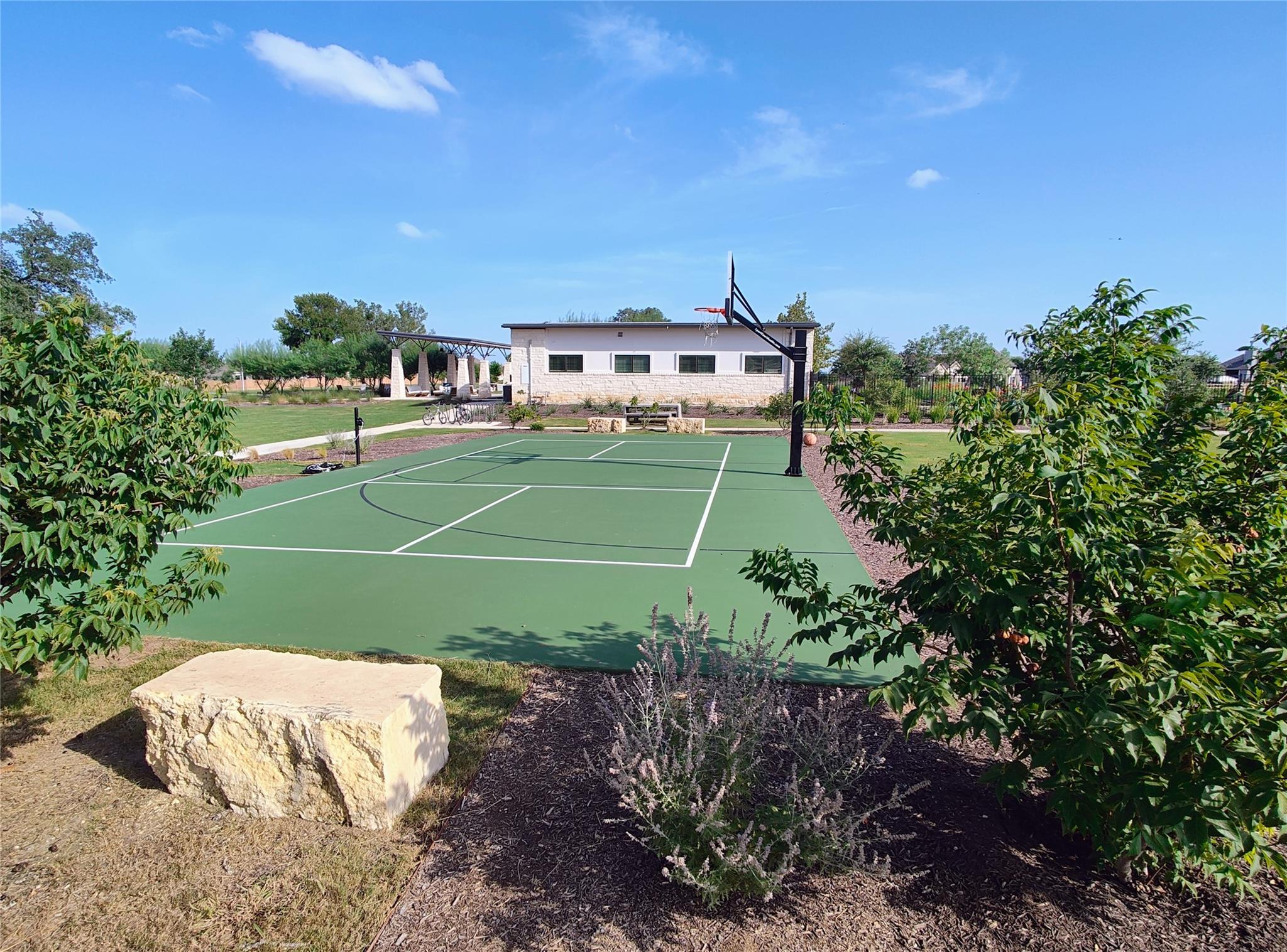157 Monroe Dr, Kyle, TX 78640