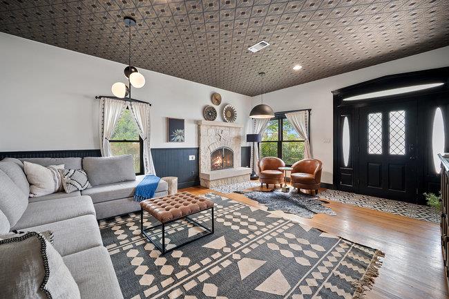 234 Loring, Stonewall, TX 78671