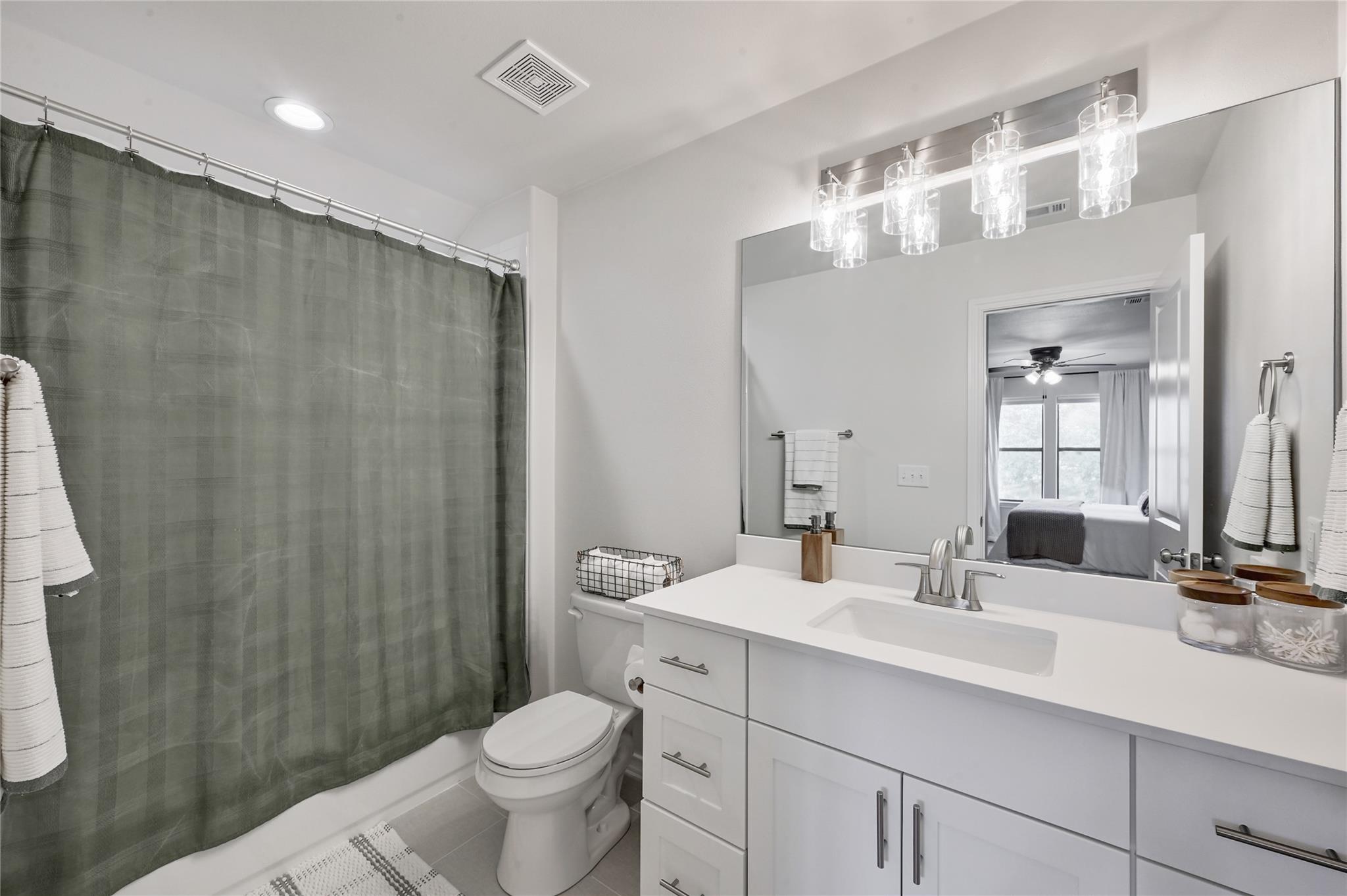 17837 Panorama Dr, Dripping Springs, TX 78620