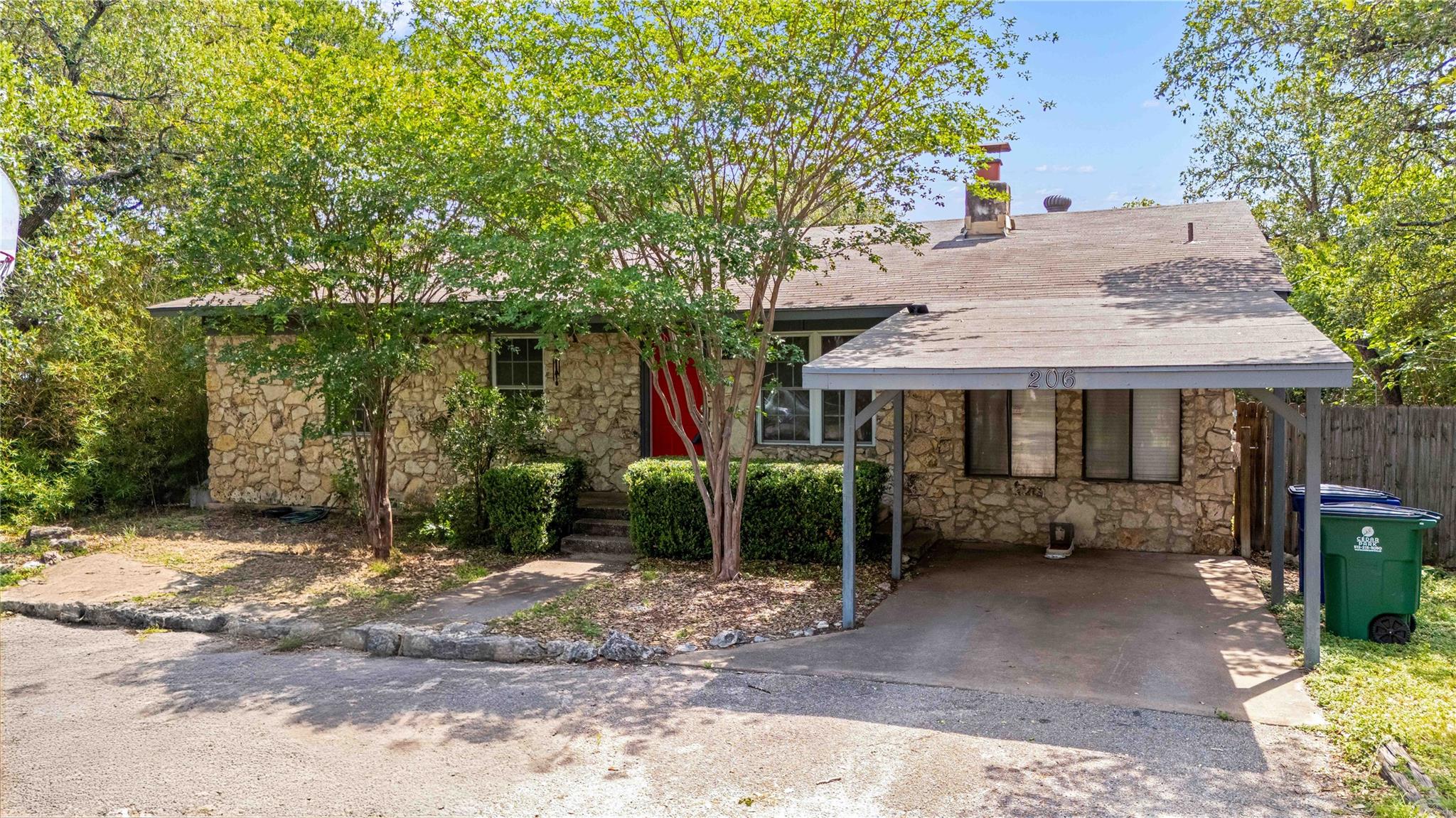 206 S Mustang Ave, Cedar Park, TX 78613