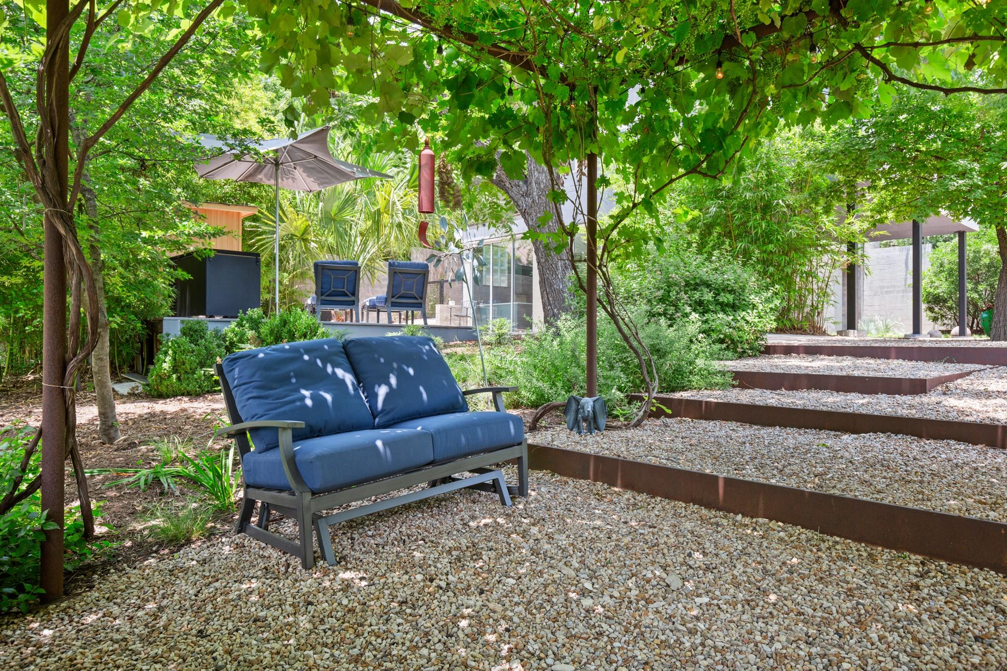 1003 E 8th St, Austin, TX 78702