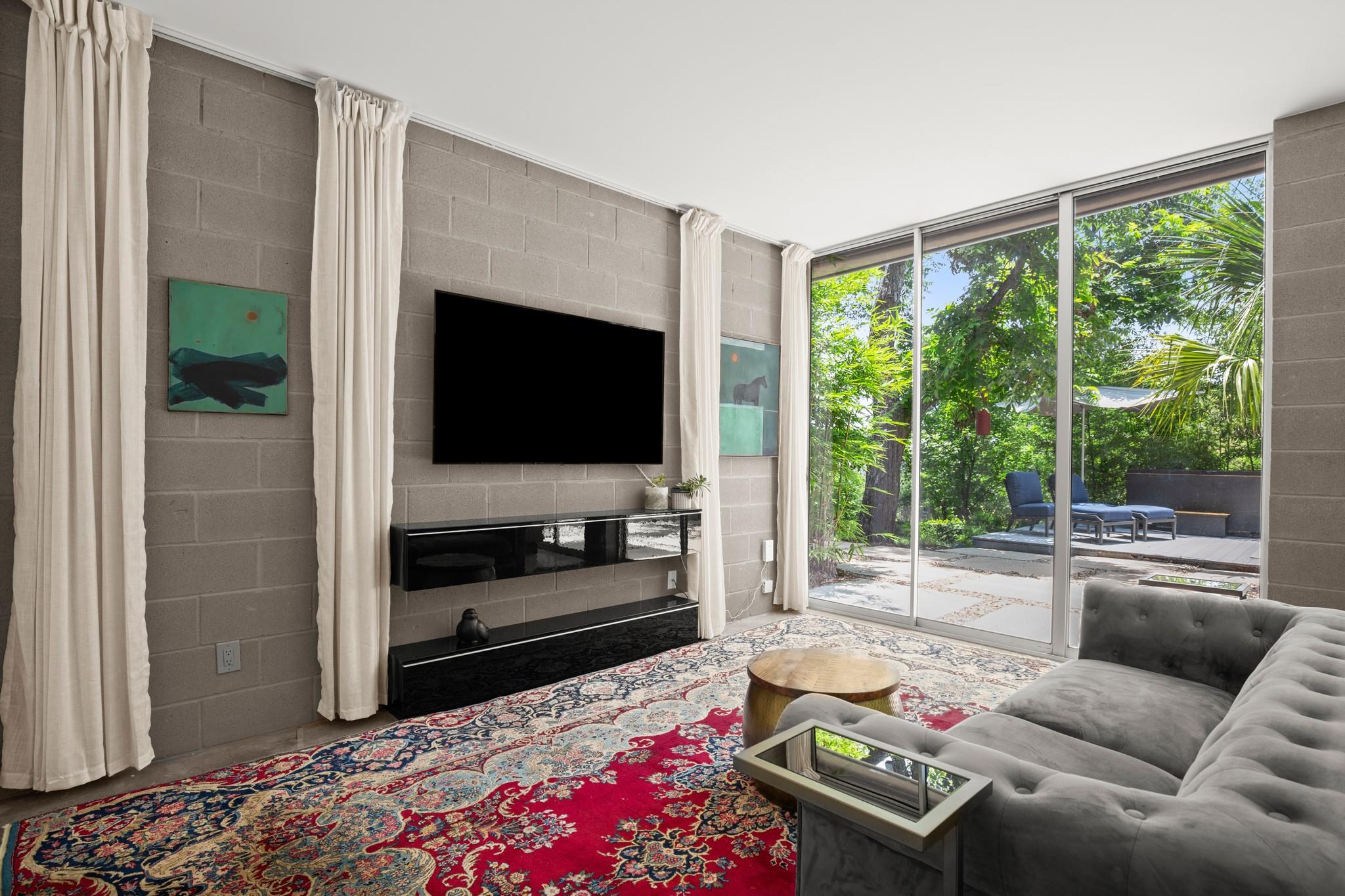 1003 E 8th St, Austin, TX 78702