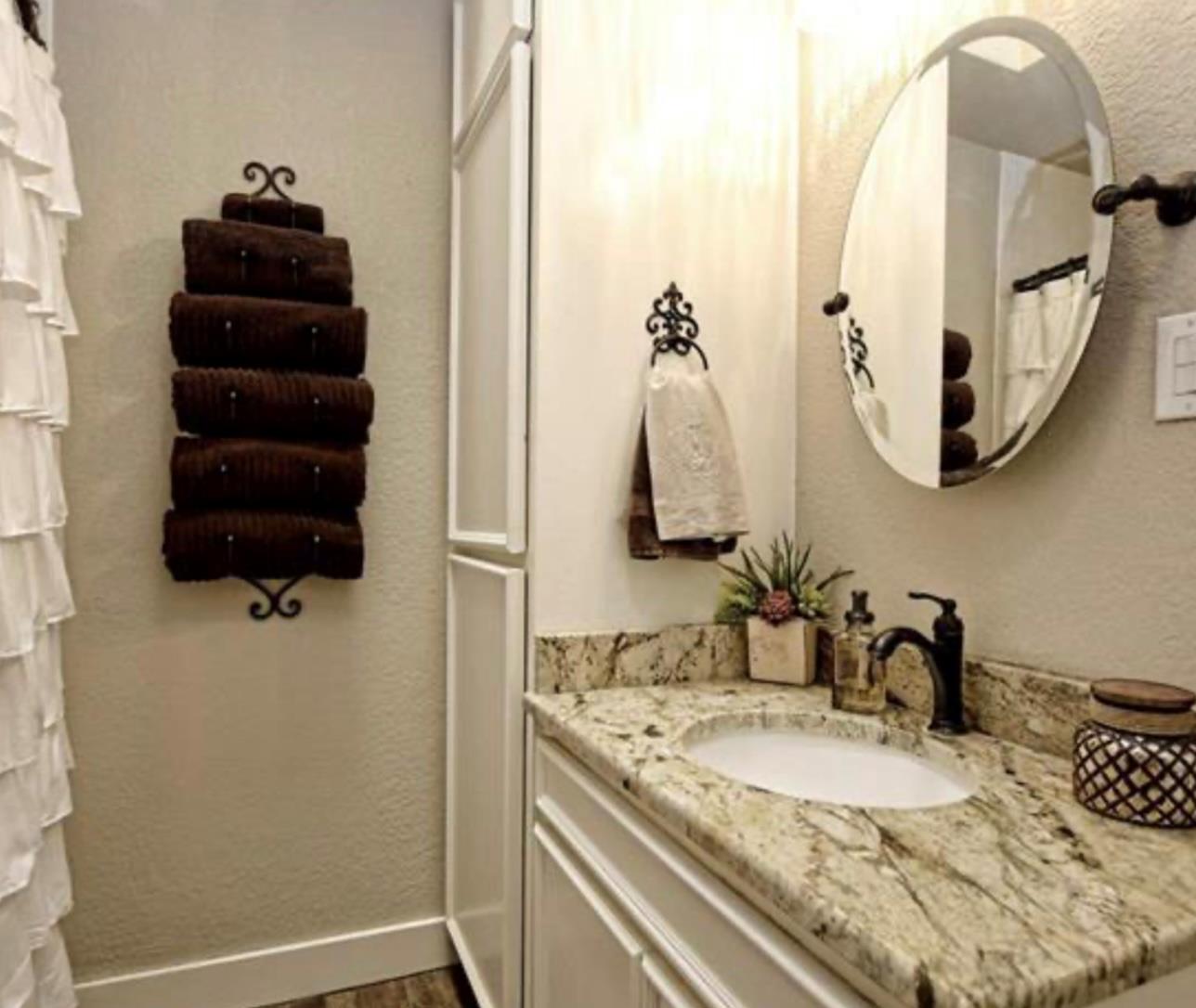109 Ridgeview, Horseshoe Bay, TX 78657