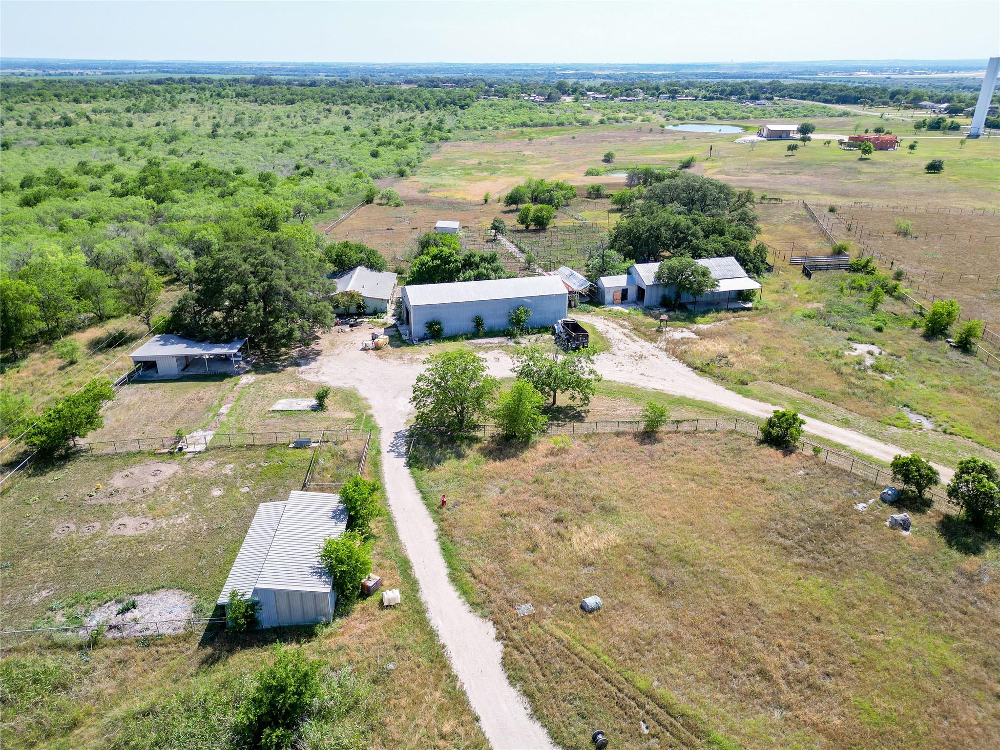 2143 Fm 1966, Maxwell, TX 78656